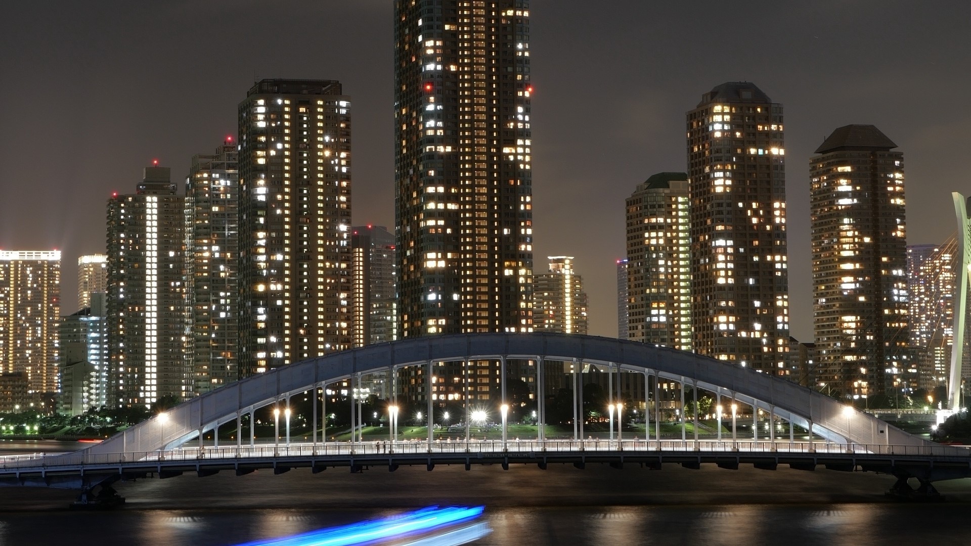 Night view of Tokyo skyline with Rainbow Bridge HD Wallpaper