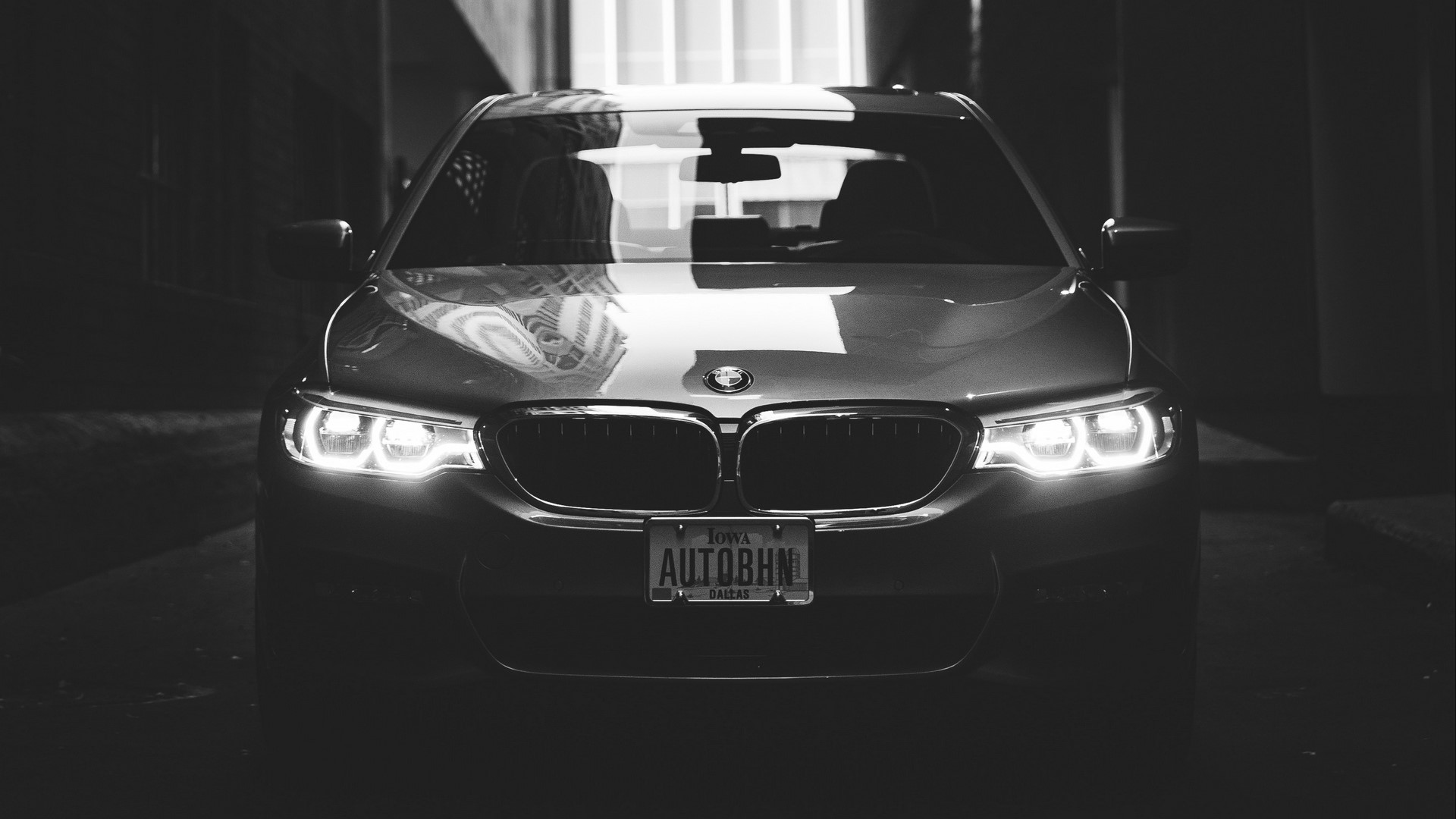 BMW car with license plate HD Wallpaper