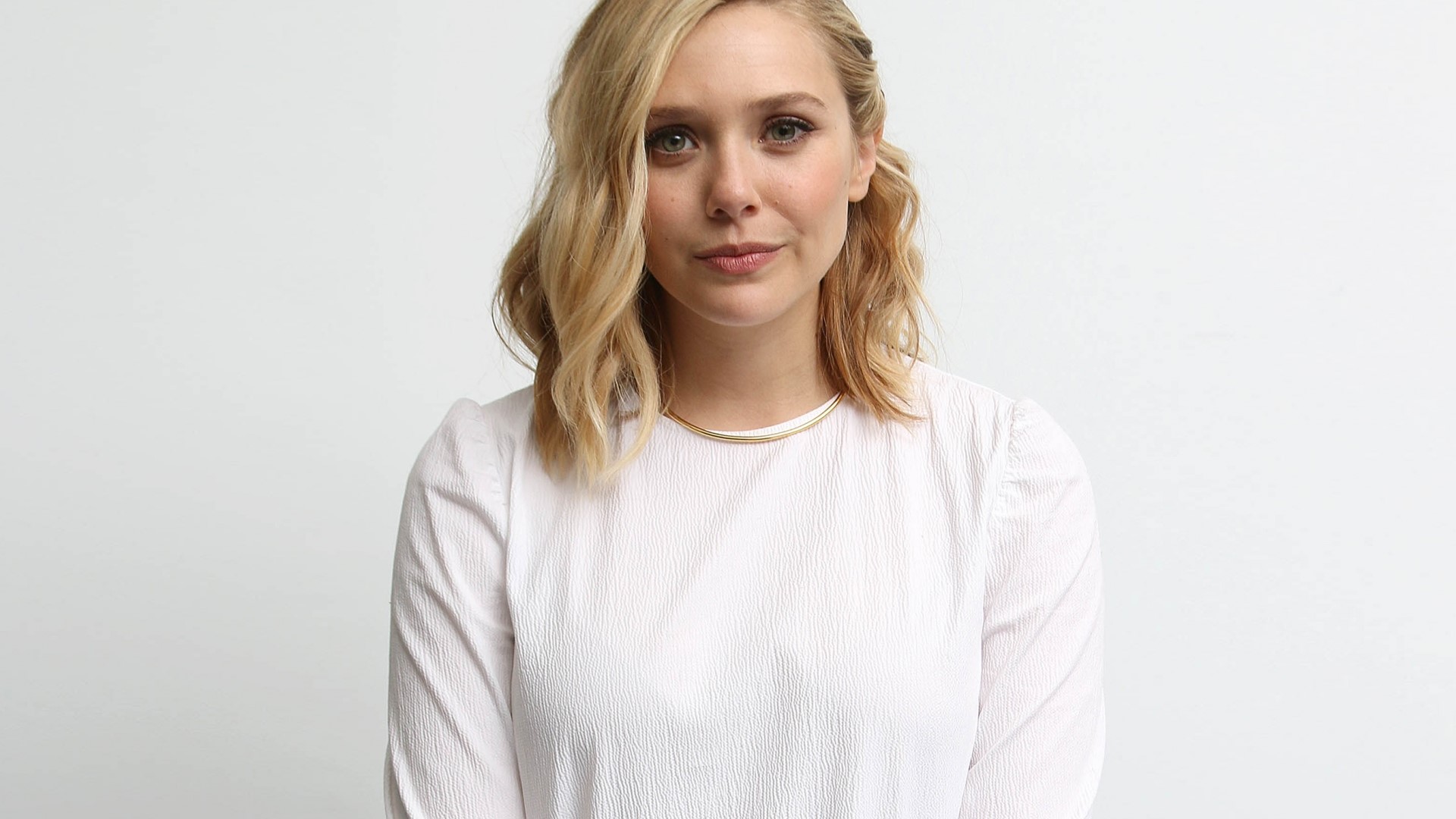 Elizabeth Olsen HD Wallpaper