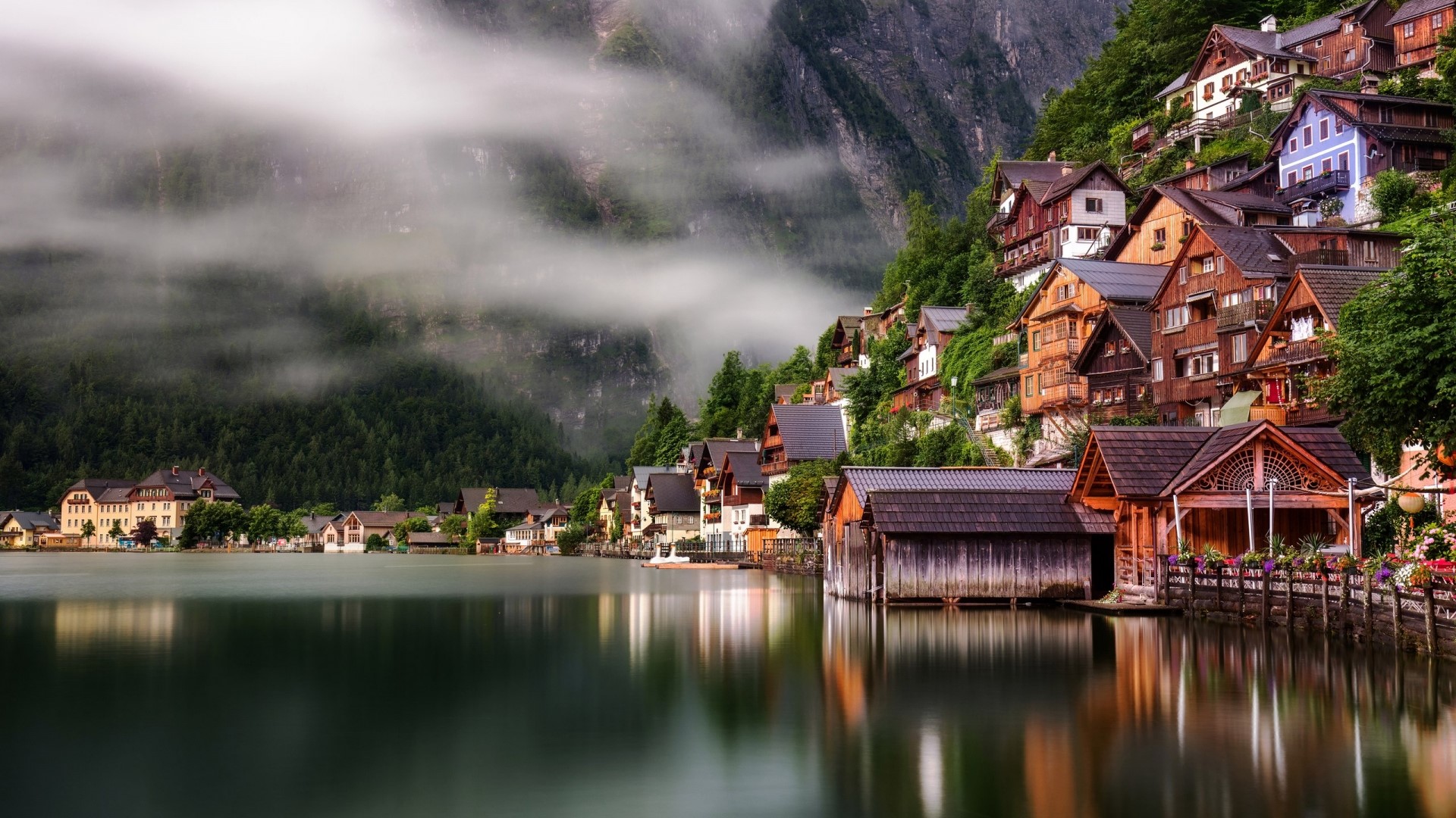Hallstatt village on a mountainside in Austria HD Wallpaper