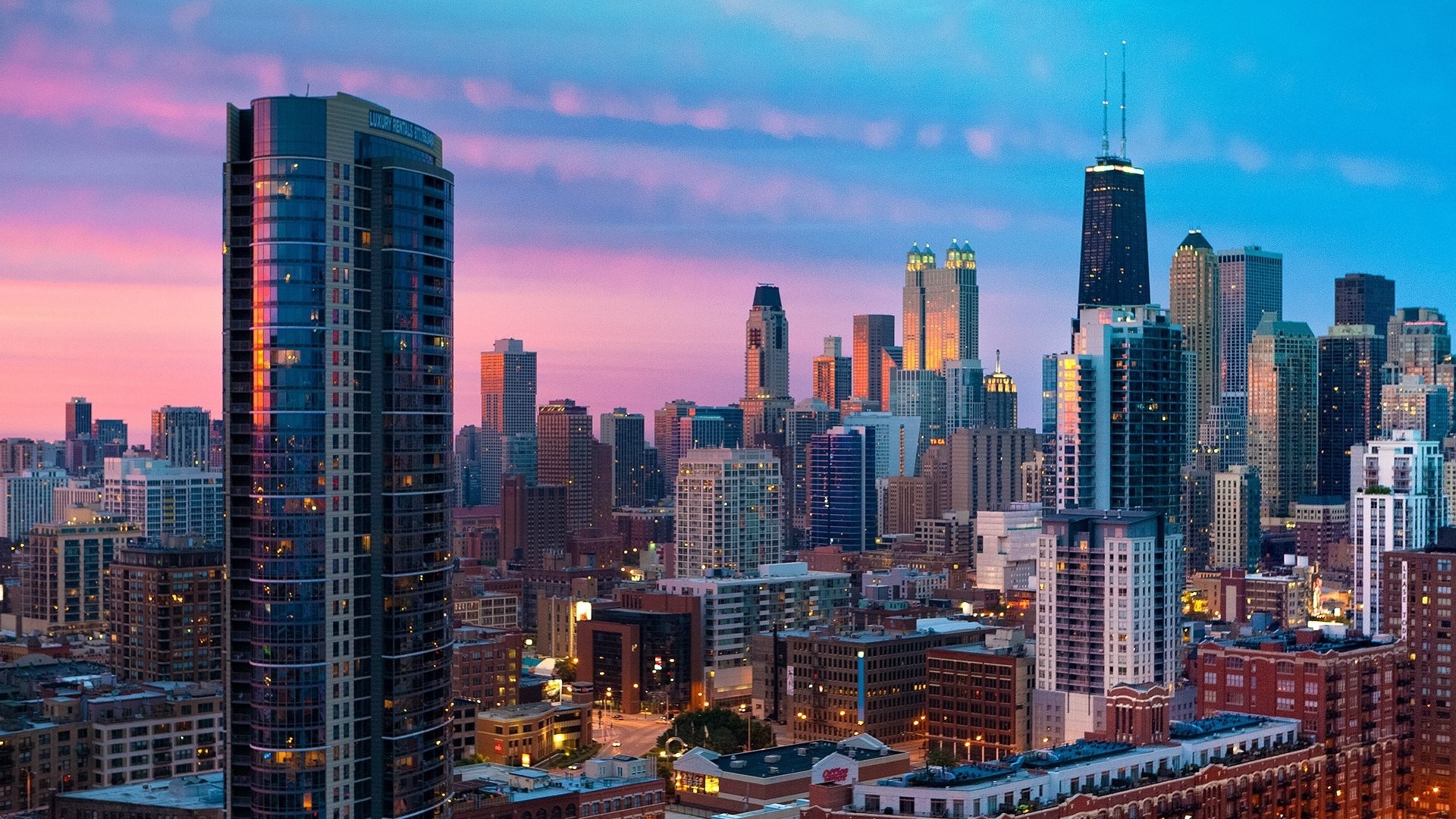 Chicago Skyline at Dusk HD Wallpaper