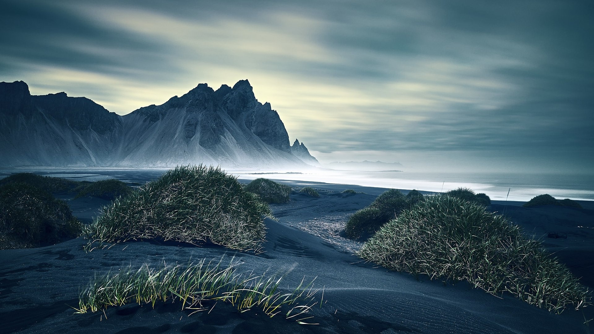Mount Vestrahorn, Iceland HD Wallpaper