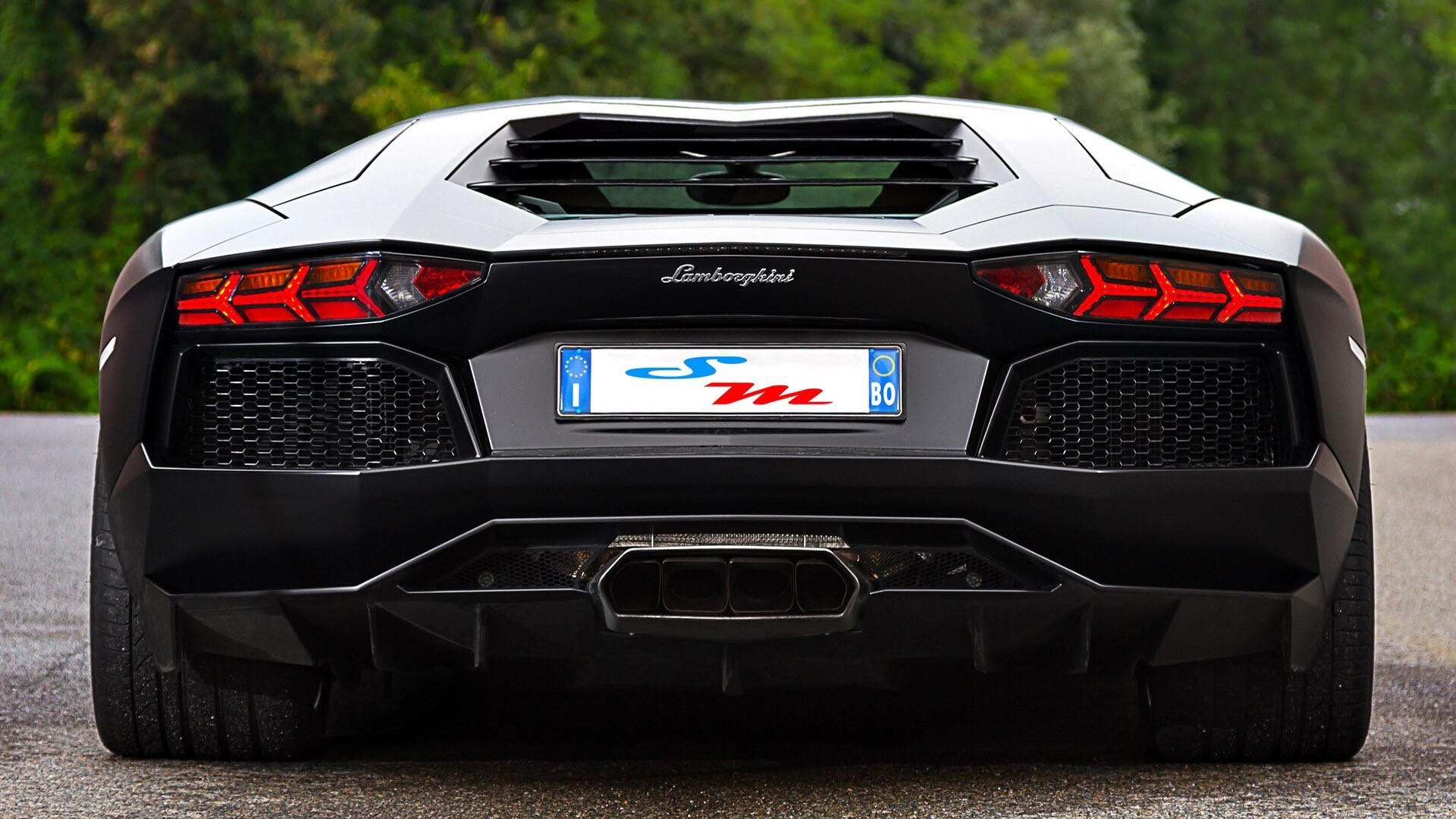 Lamborghini Aventador LP 700-4 rear view HD Wallpaper