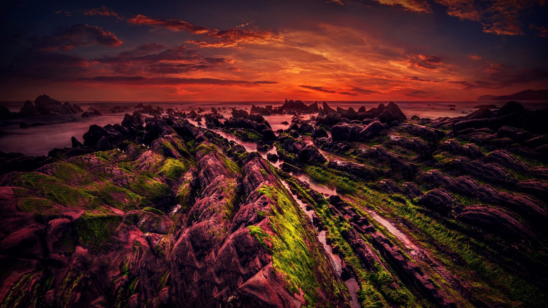 Rocky Coastline at Sunset HD Wallpaper