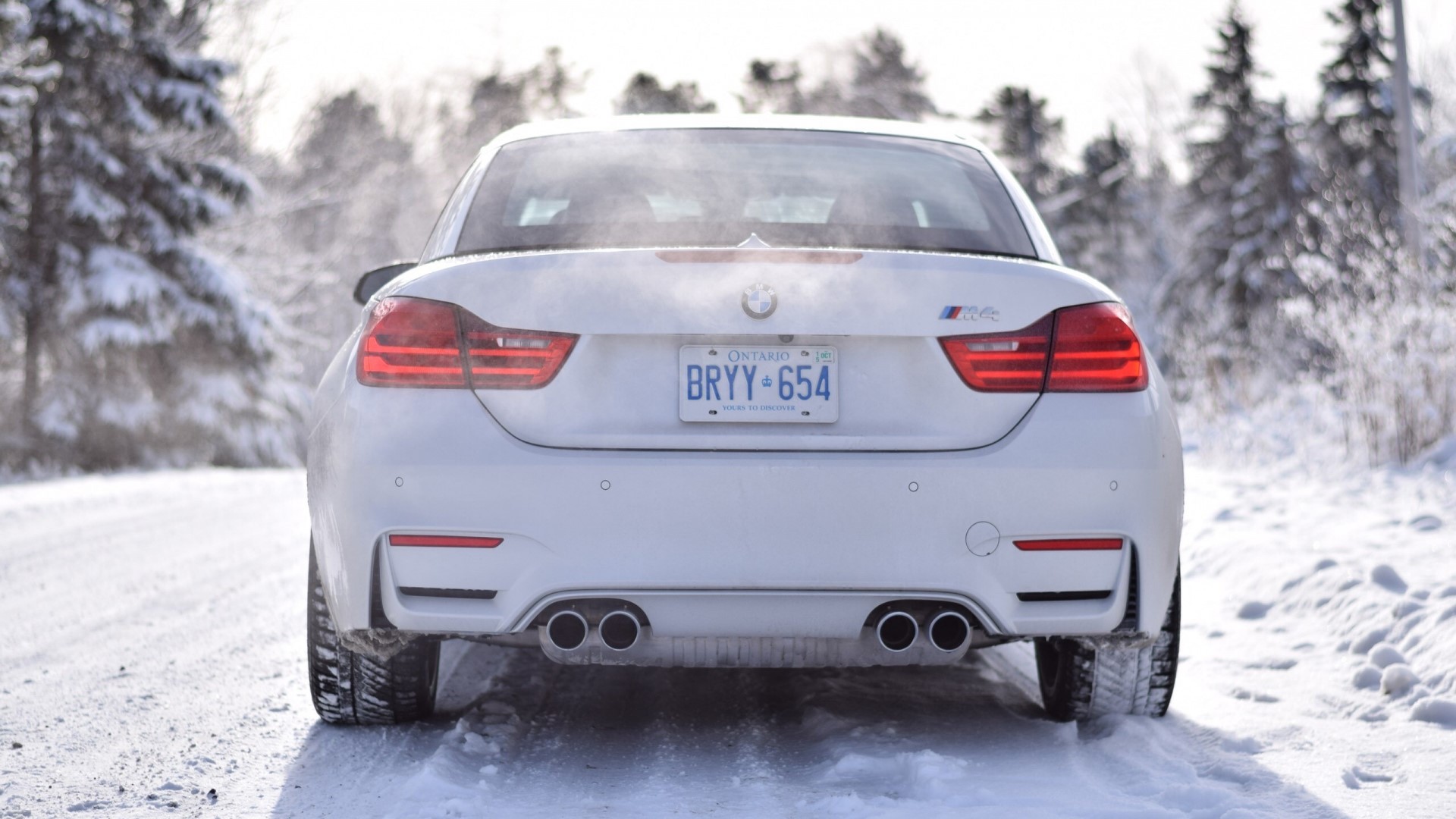 BMW M4 Convertible in Winter HD Wallpaper