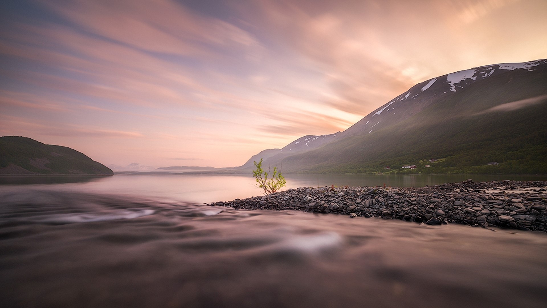 Long exposure of a lake and mountains at sunset HD Wallpaper