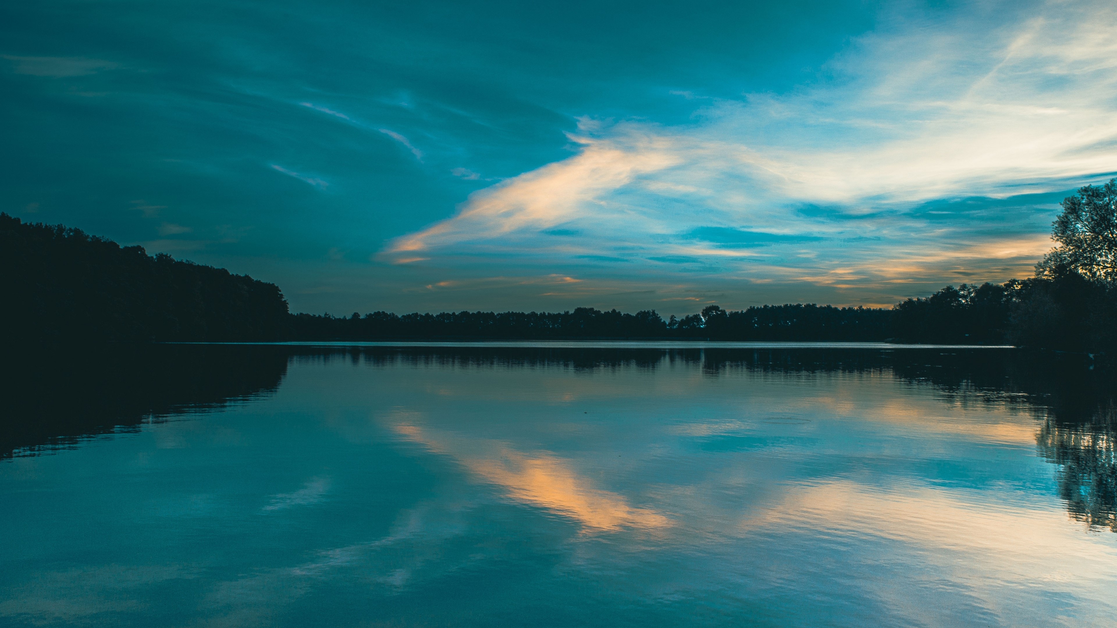 4K Evening Lake Reflection HD Wallpaper