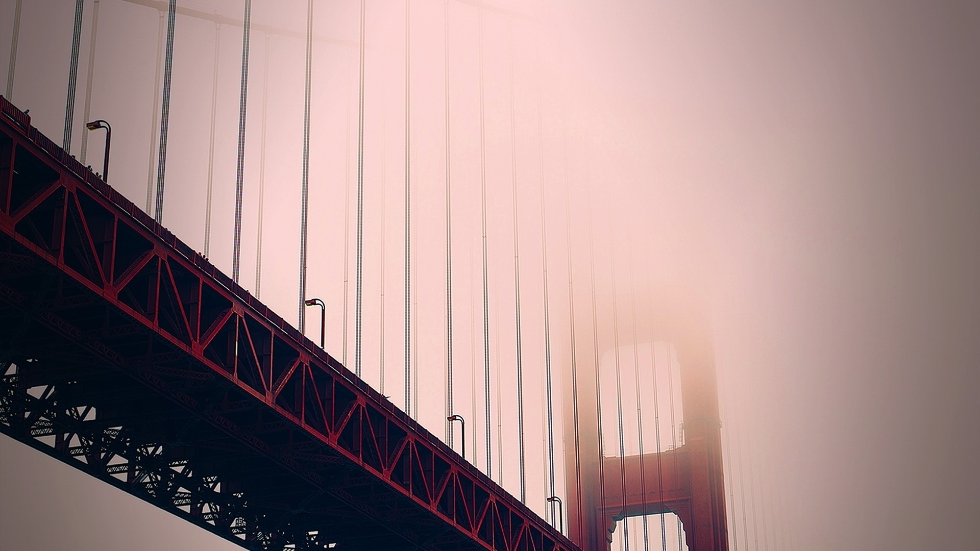 Golden Gate Bridge in fog HD Wallpaper
