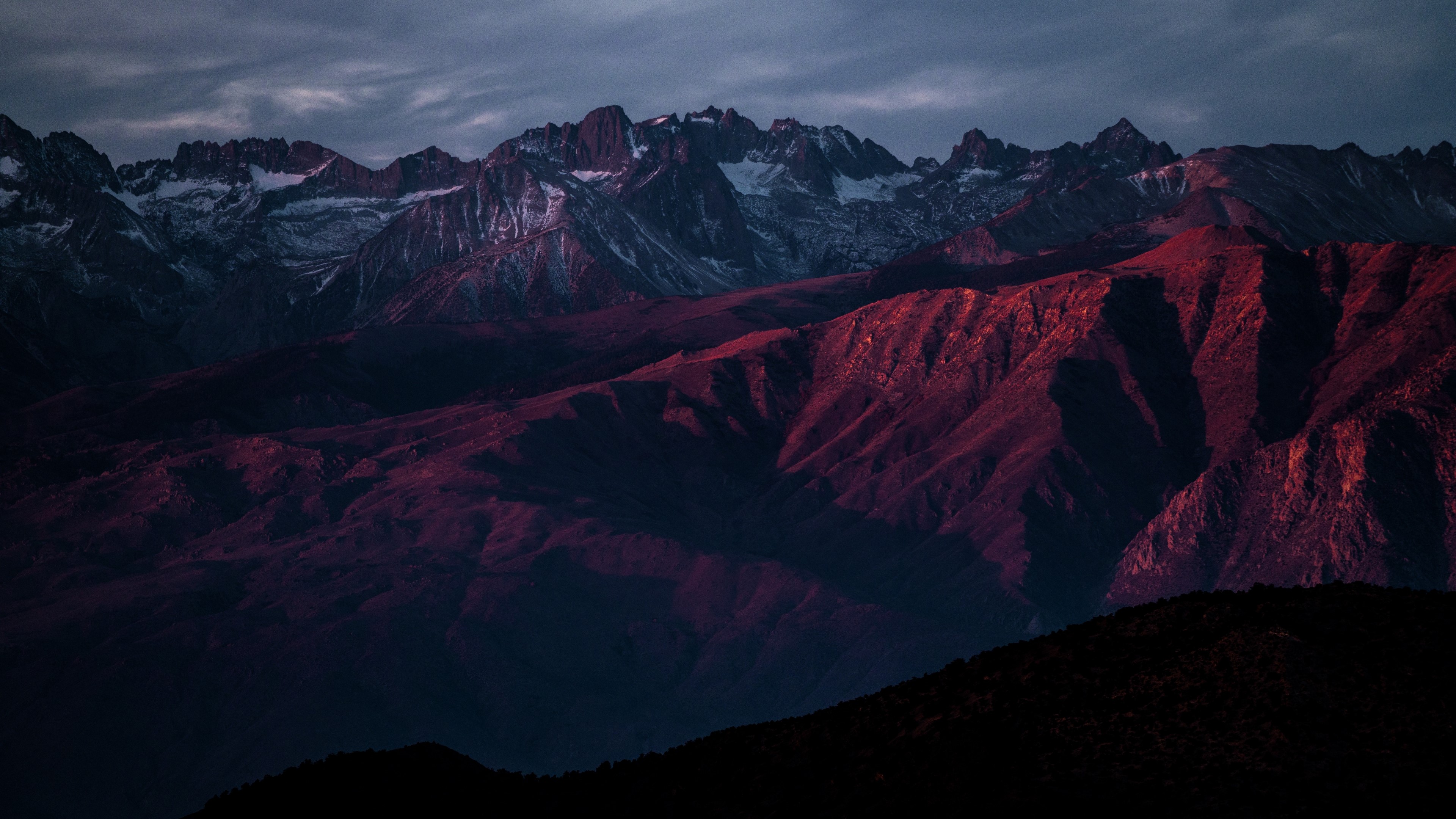 4K Mountain Range at Dusk HD Wallpaper
