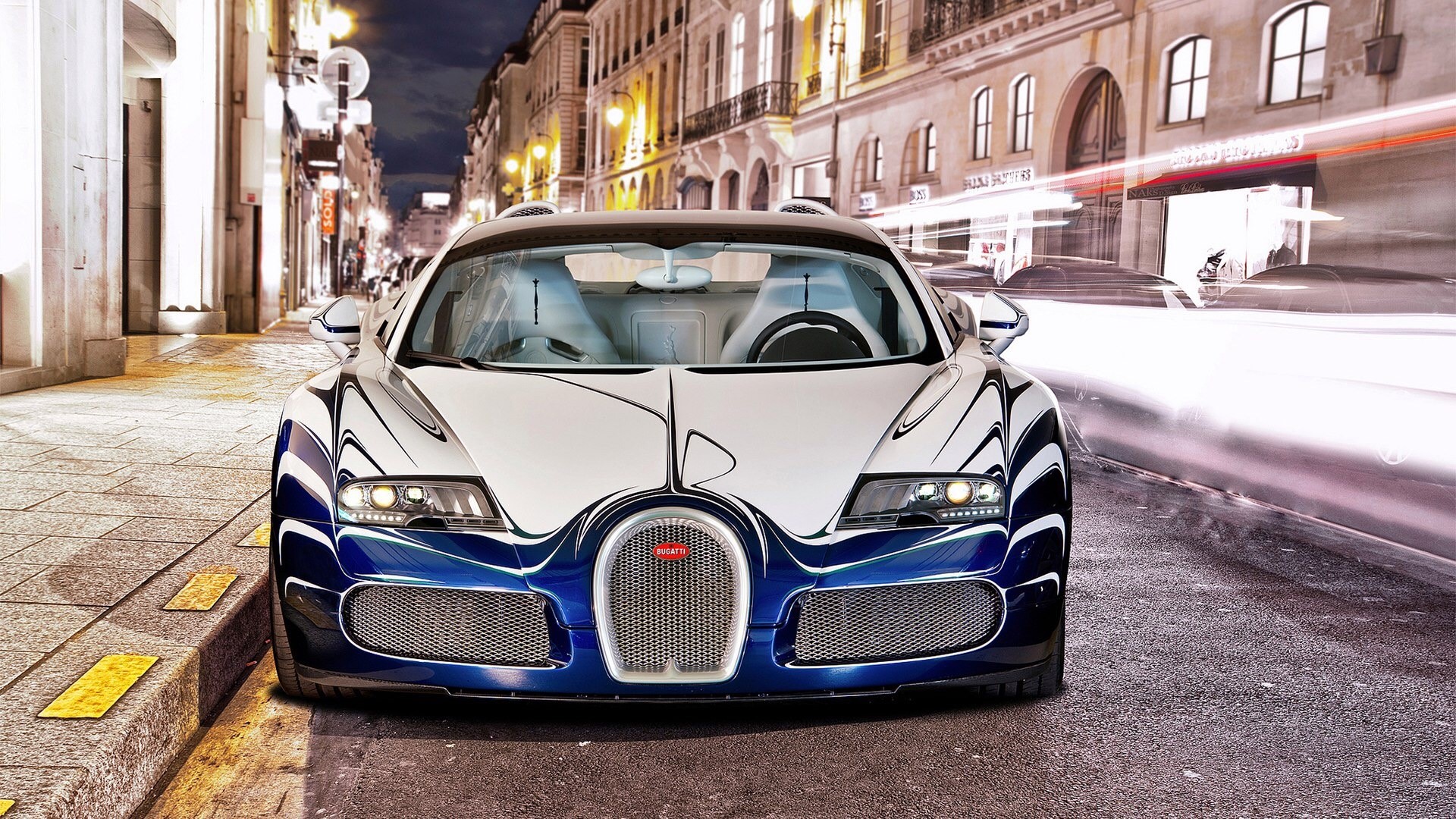 Bugatti Veyron L'Or Blanc on a City Street HD Wallpaper