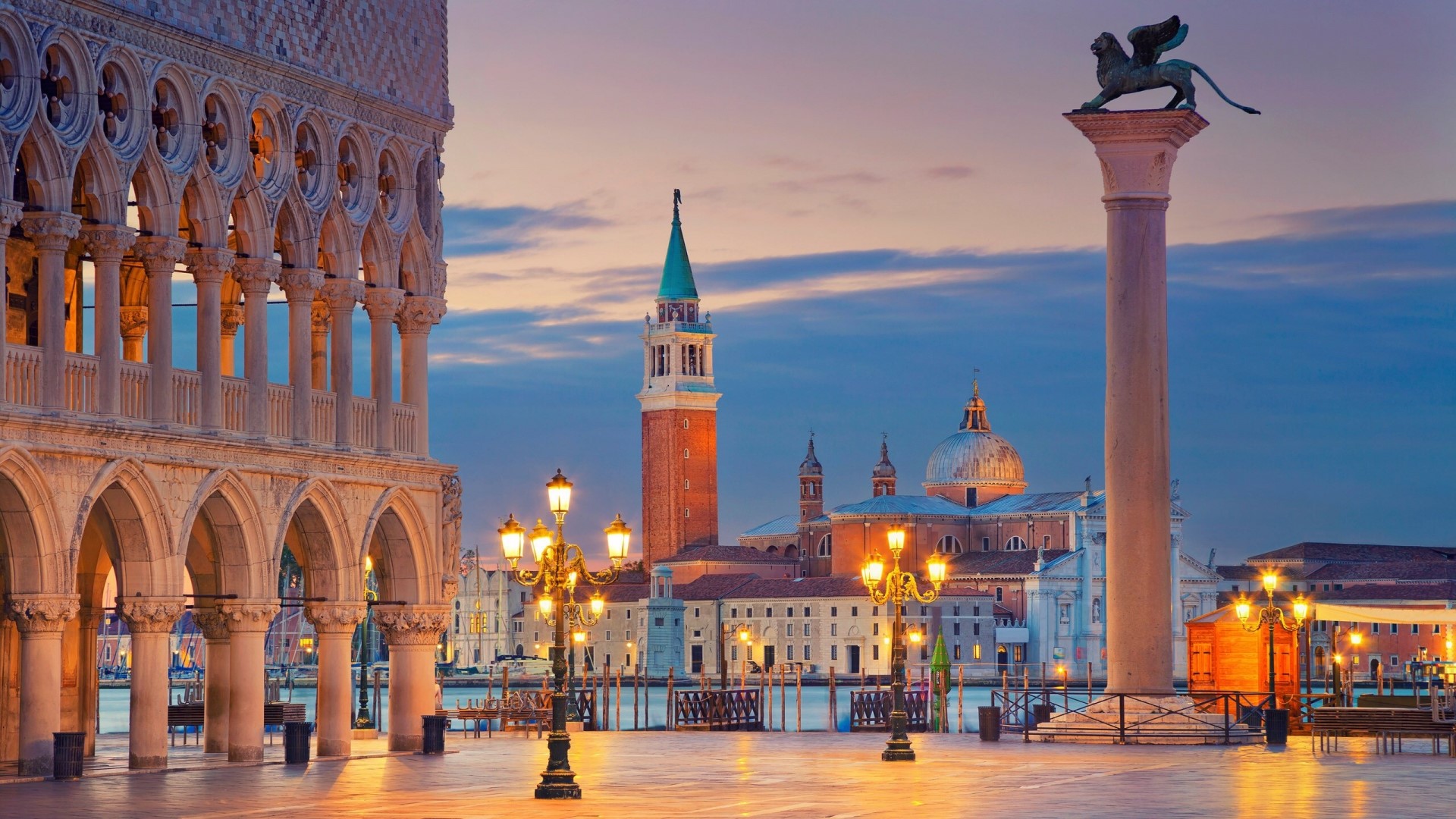 Saint Mark's Square in Venice at Dusk HD Wallpaper