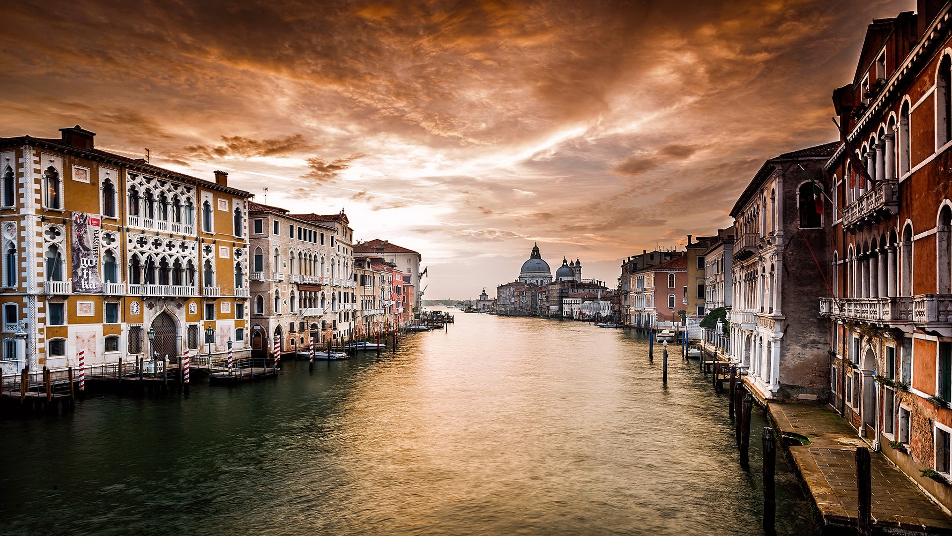 Grand Canal in Venice, Italy HD Wallpaper