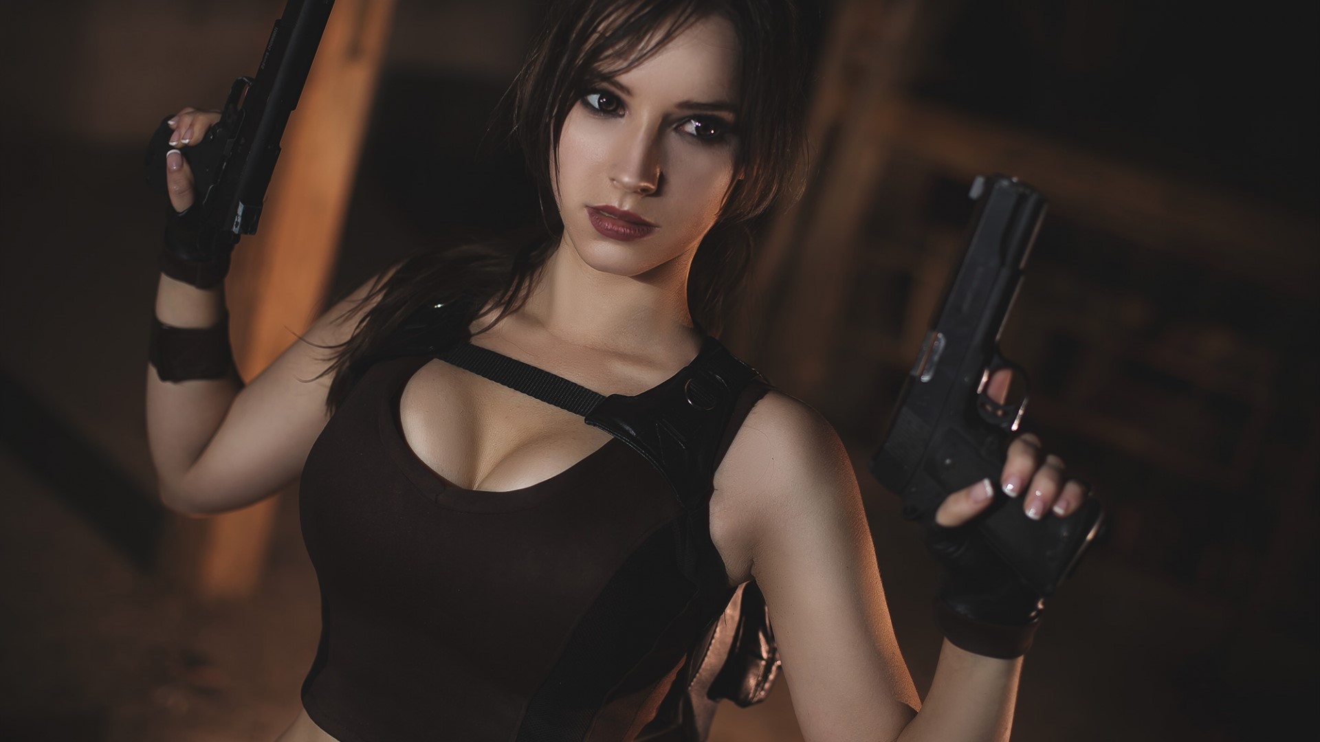 Lara Croft from Tomb Raider holding two pistols HD Wallpaper