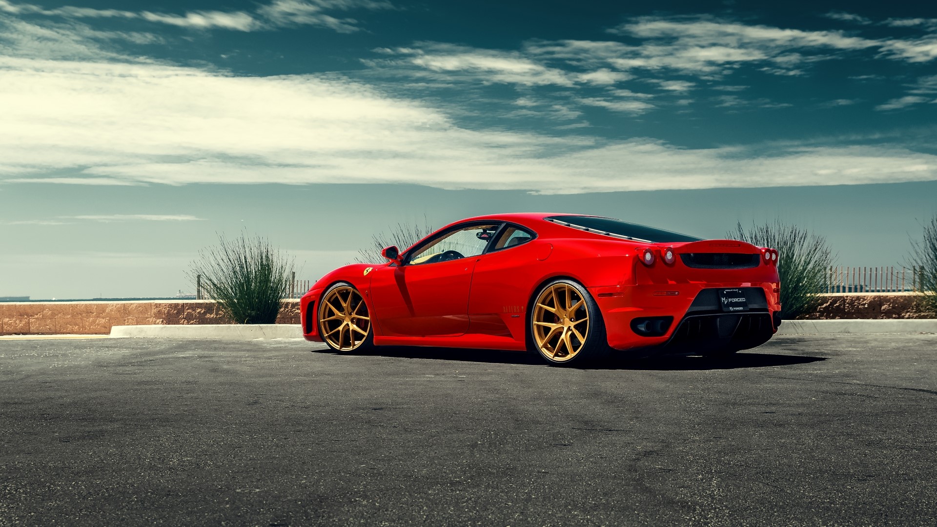 Red Ferrari F430 with gold rims HD Wallpaper