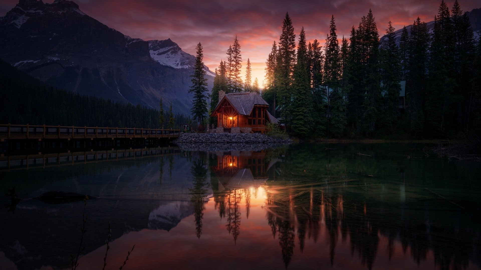 Cabin by a lake at sunset HD Wallpaper