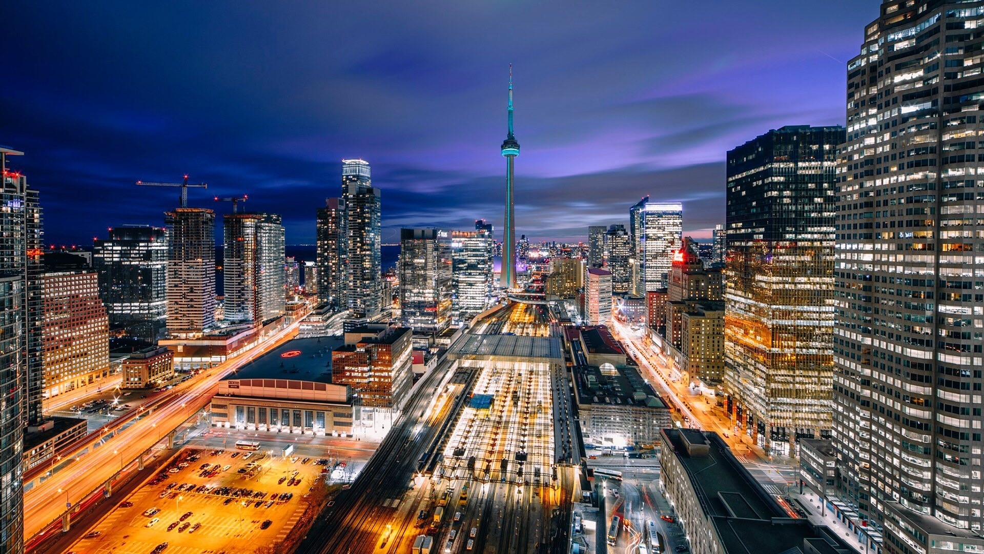 Toronto Skyline with CN Tower at Night HD Wallpaper