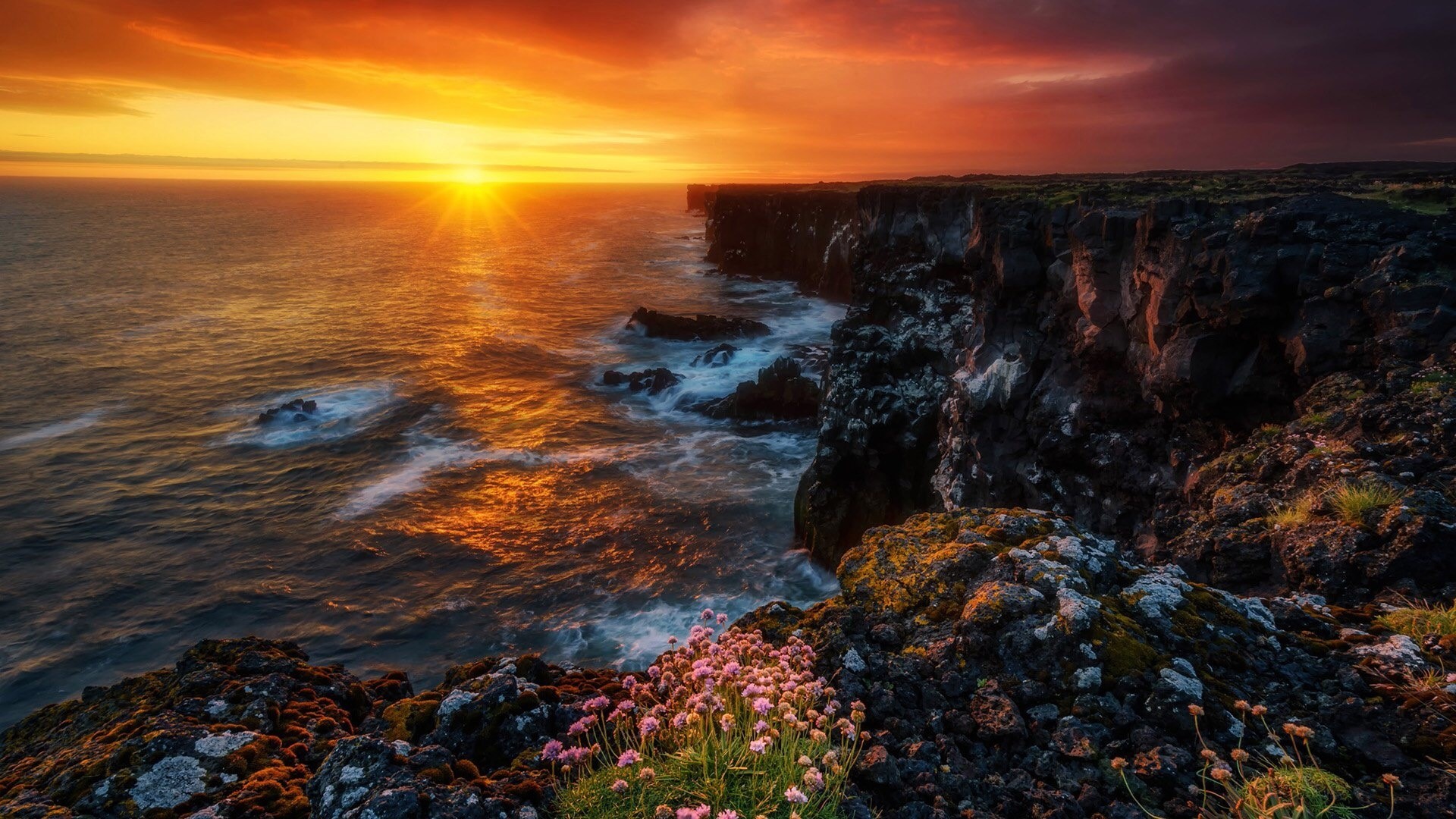 Sunset over the ocean cliffs in Iceland HD Wallpaper