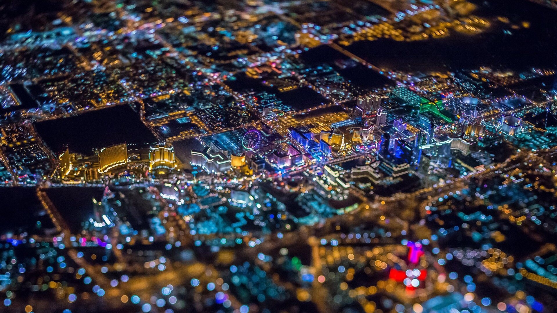 Aerial view of Las Vegas Strip at night HD Wallpaper