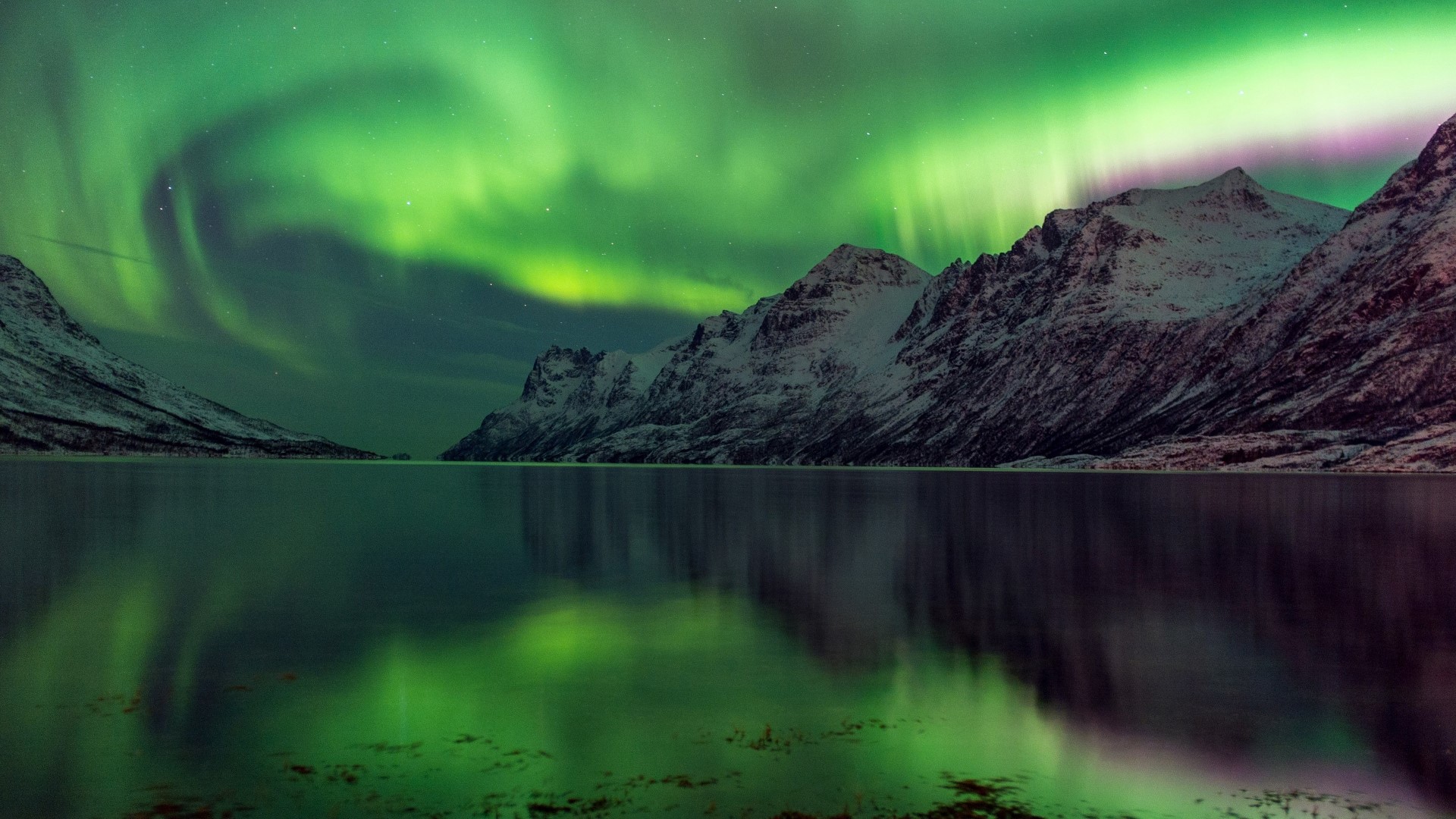 Northern Lights over Snowy Mountains and Lake HD Wallpaper