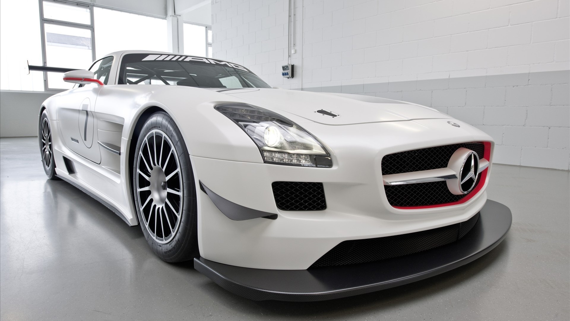 White Mercedes-Benz SLS AMG race car HD Wallpaper