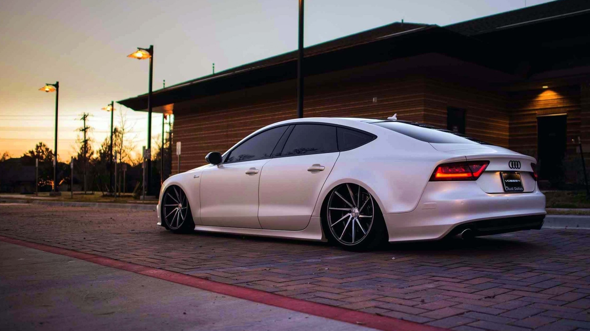 White Audi A7 on Vossen Wheels HD Wallpaper