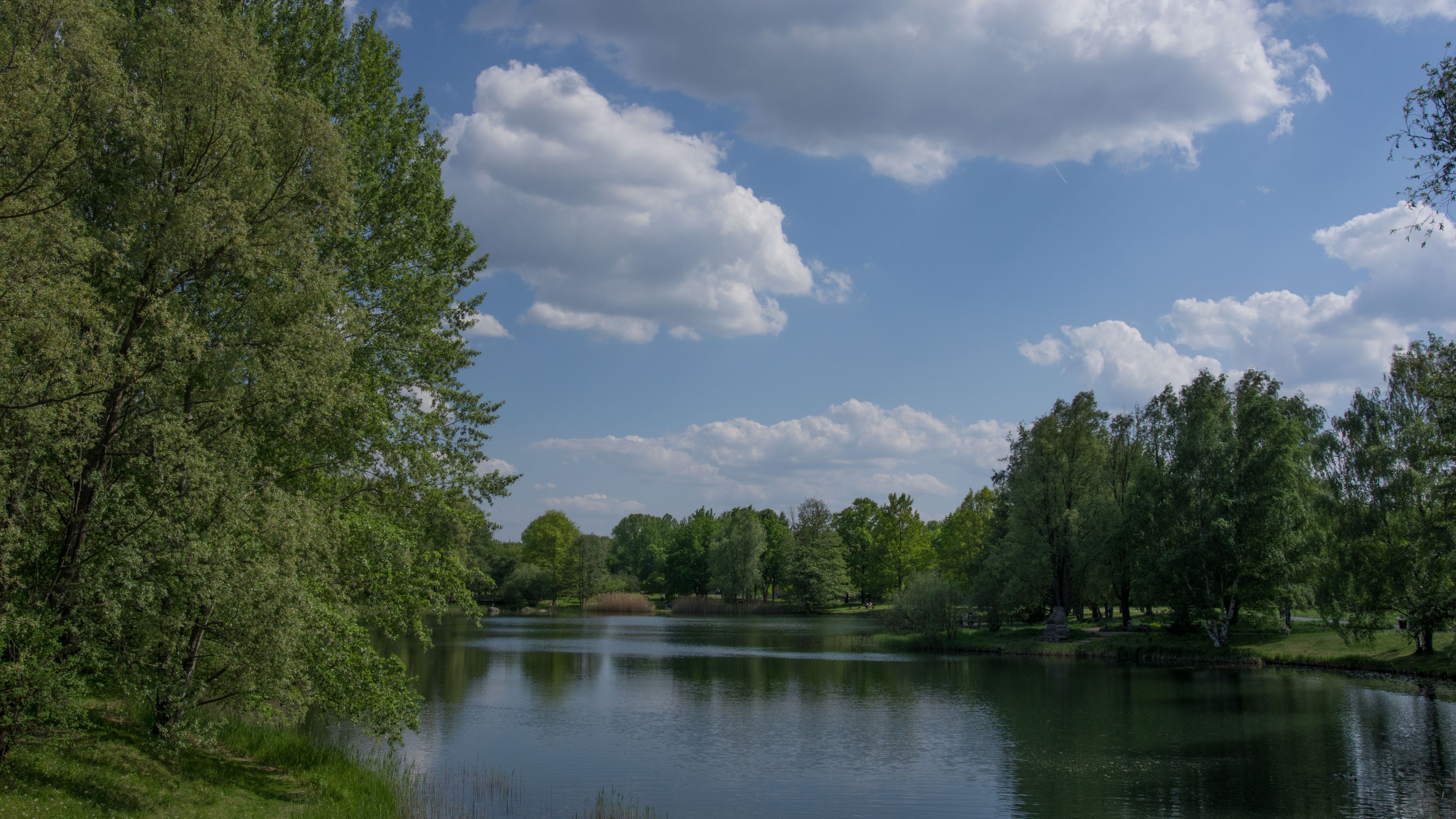 4K Lake with Trees and Clouds HD Wallpaper