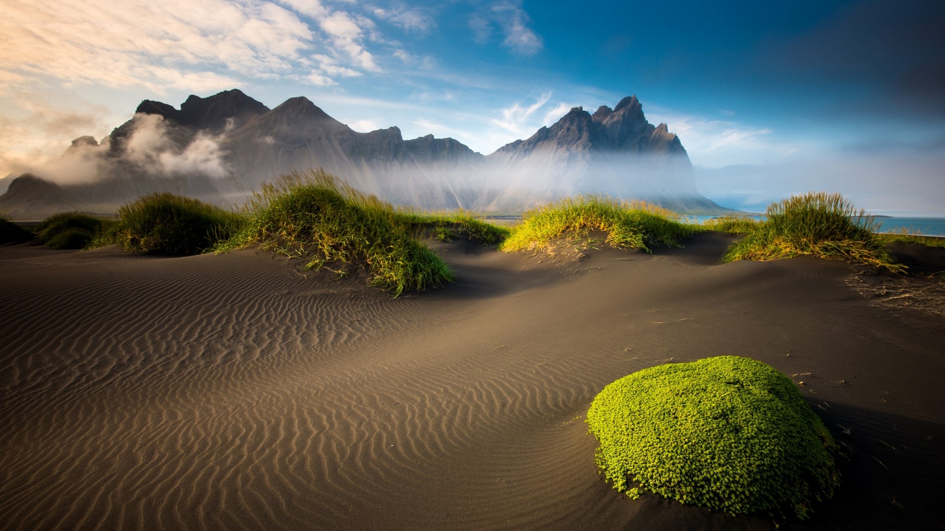 Black Sand Dunes and Mountains in Iceland HD Wallpaper