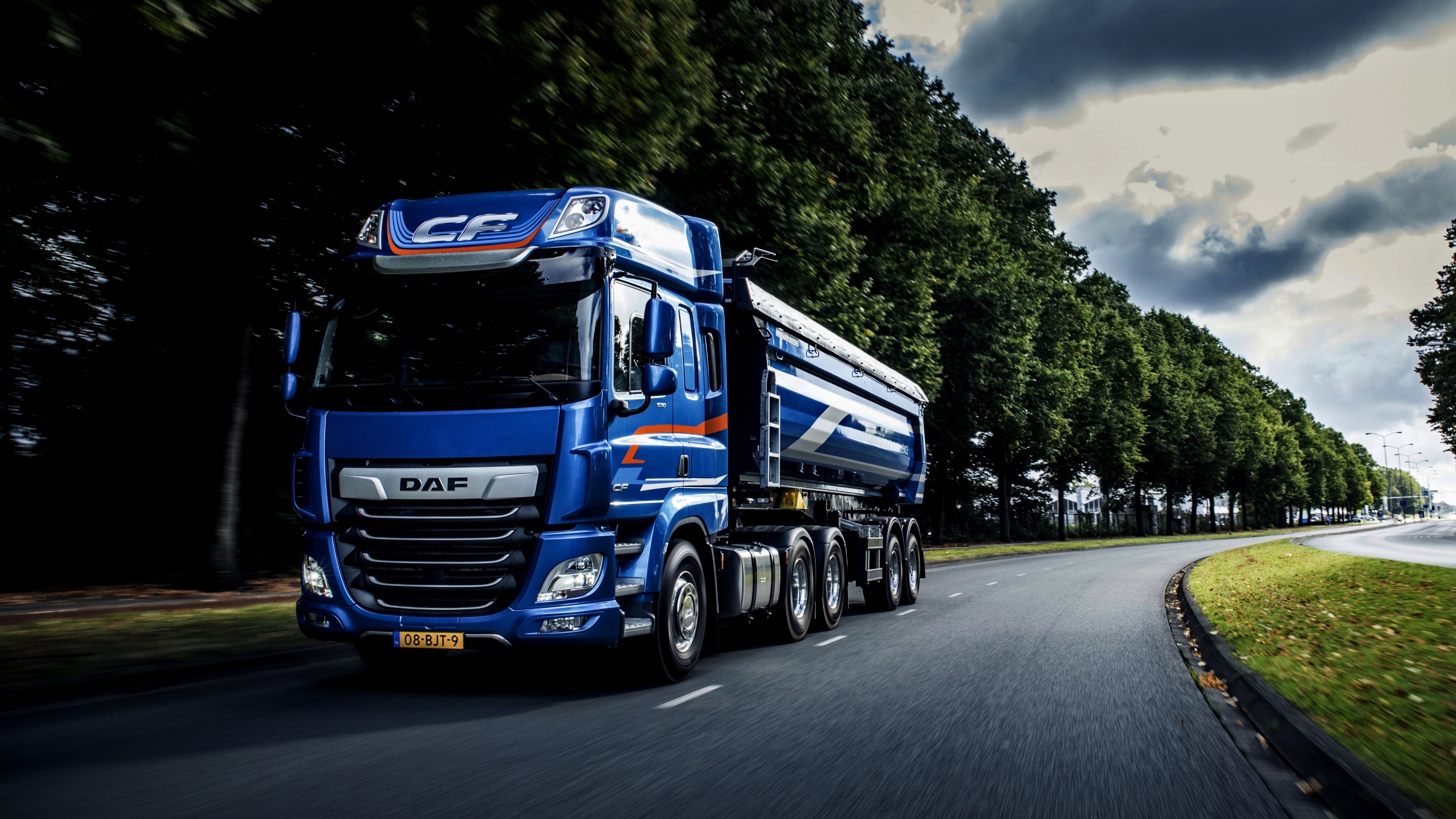 4K DAF CF 530 Truck on Road HD Wallpaper