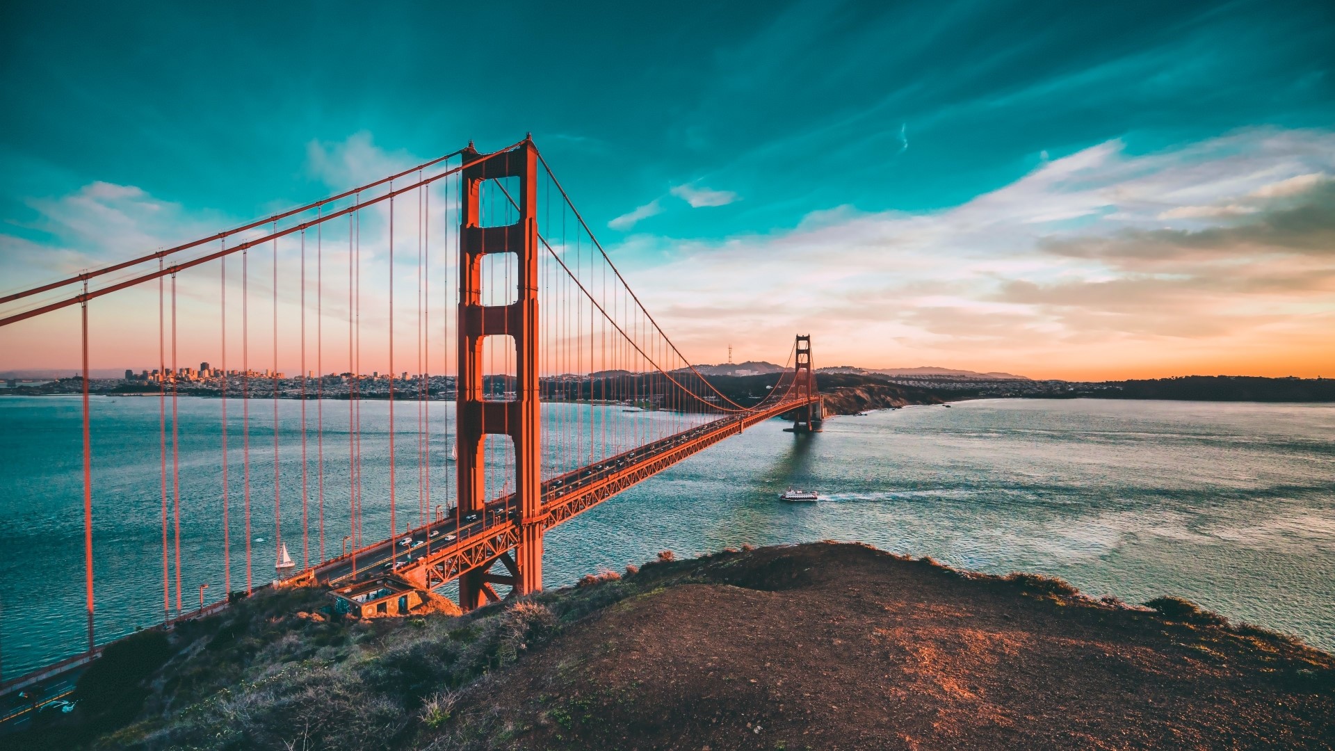 Golden Gate Bridge at Sunset HD Wallpaper