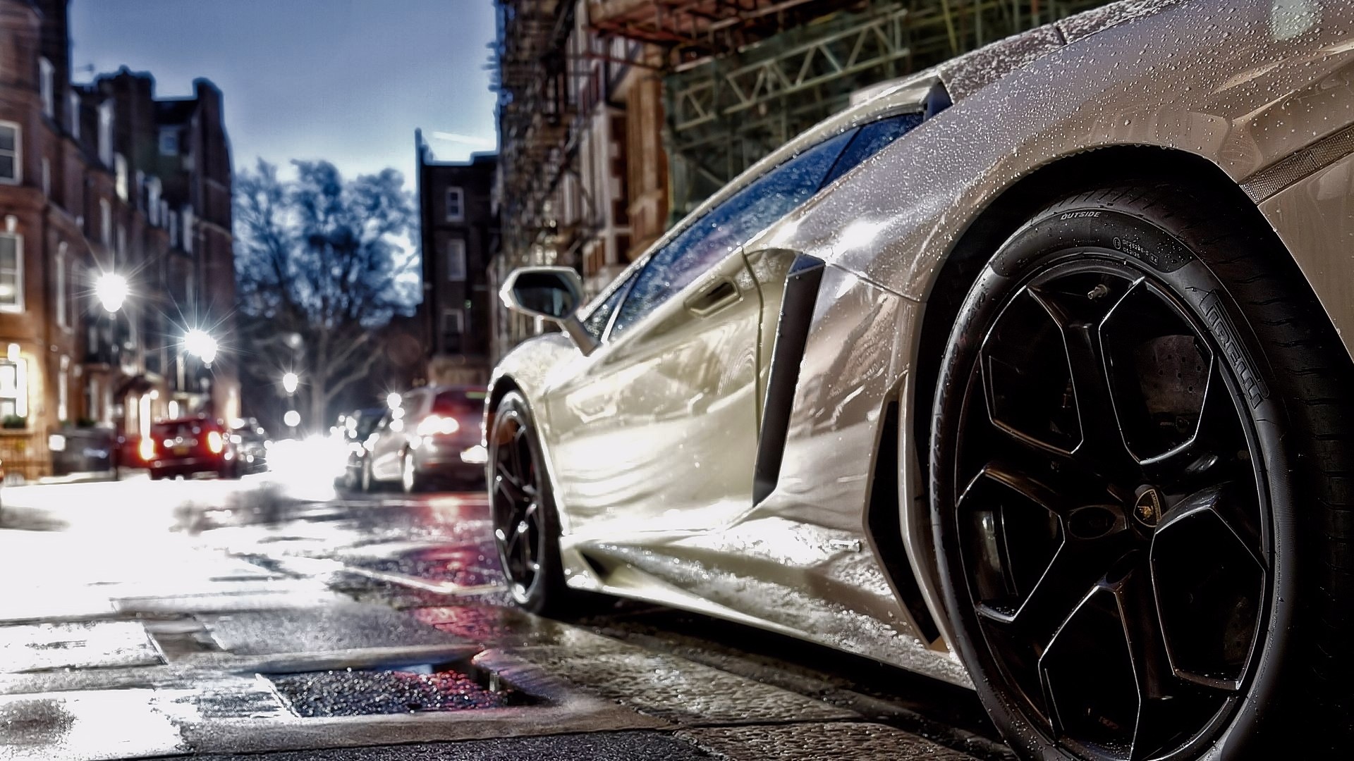 Lamborghini Aventador on a Wet City Street HD Wallpaper
