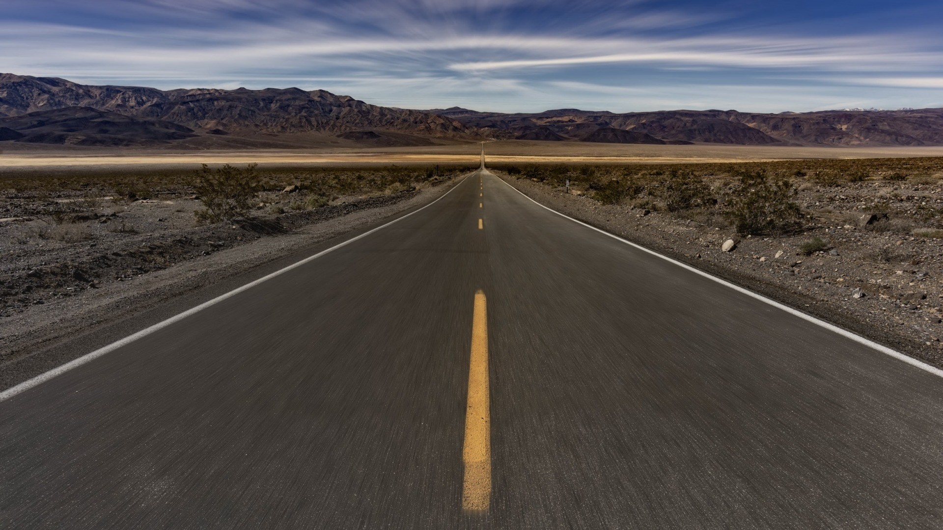 Desert Road Leading to Mountains HD Wallpaper