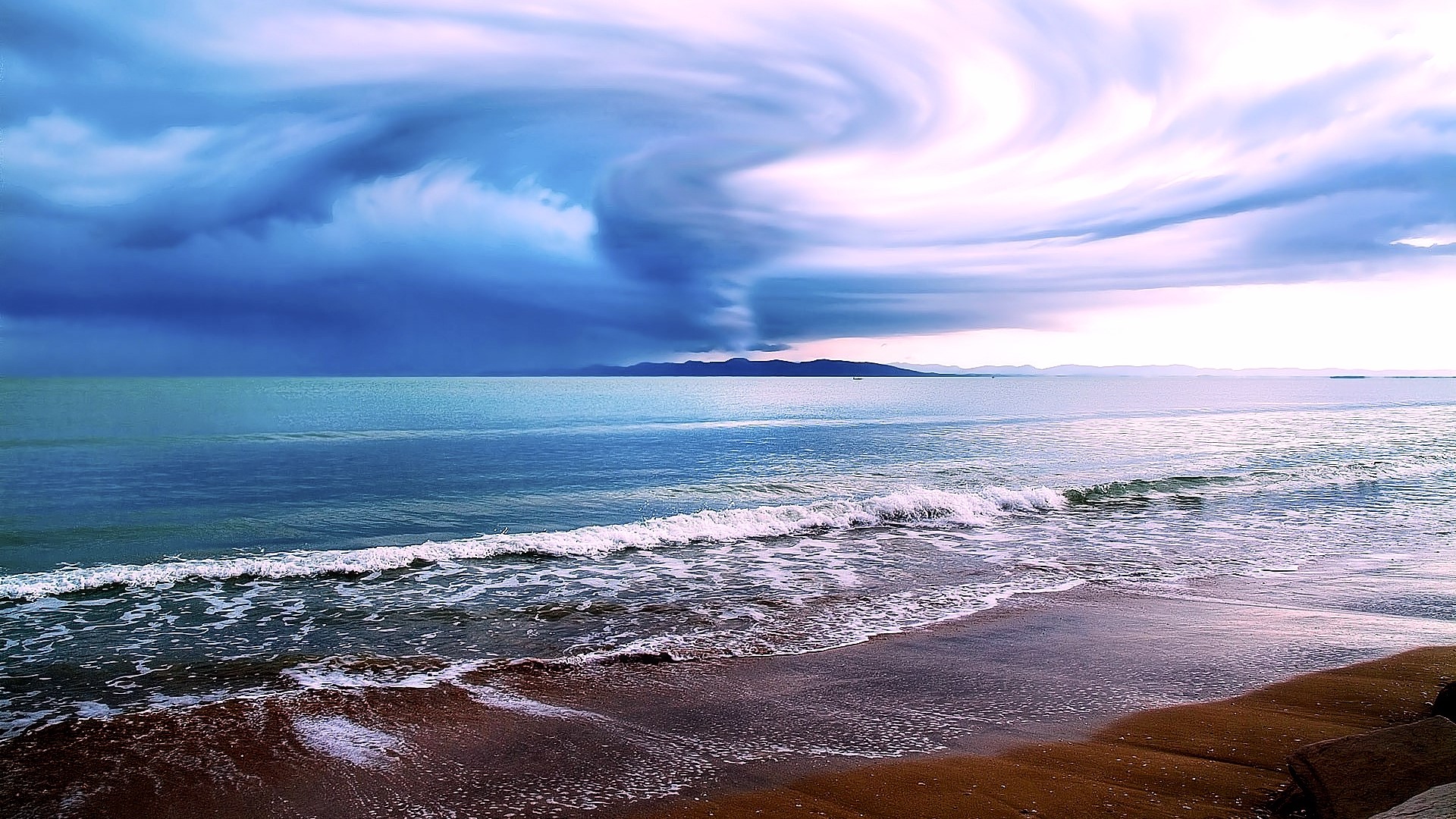 Stormy Sky Over the Sea HD Wallpaper