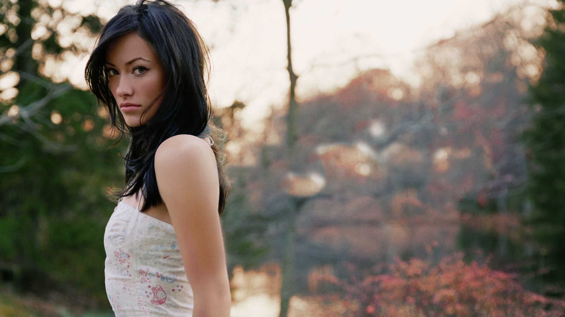 Olivia Wilde portrait HD Wallpaper