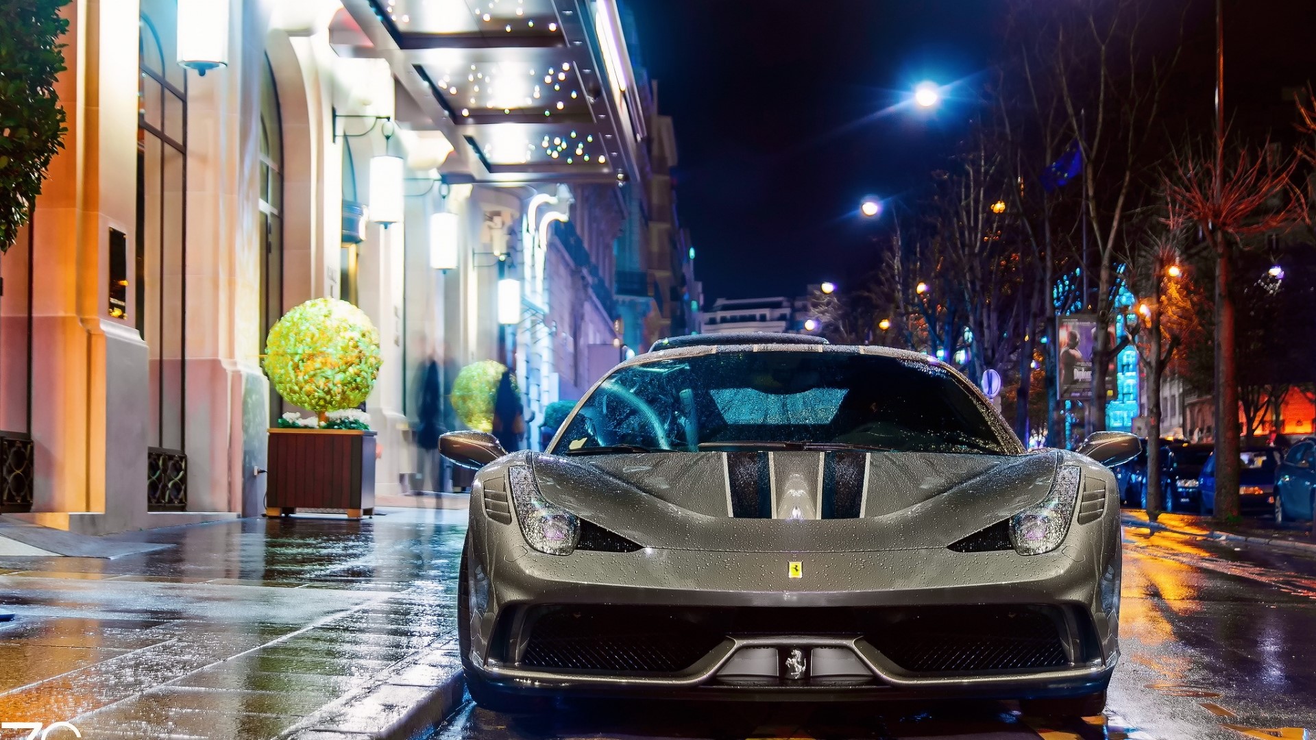 Ferrari 458 parked outside a building at night HD Wallpaper