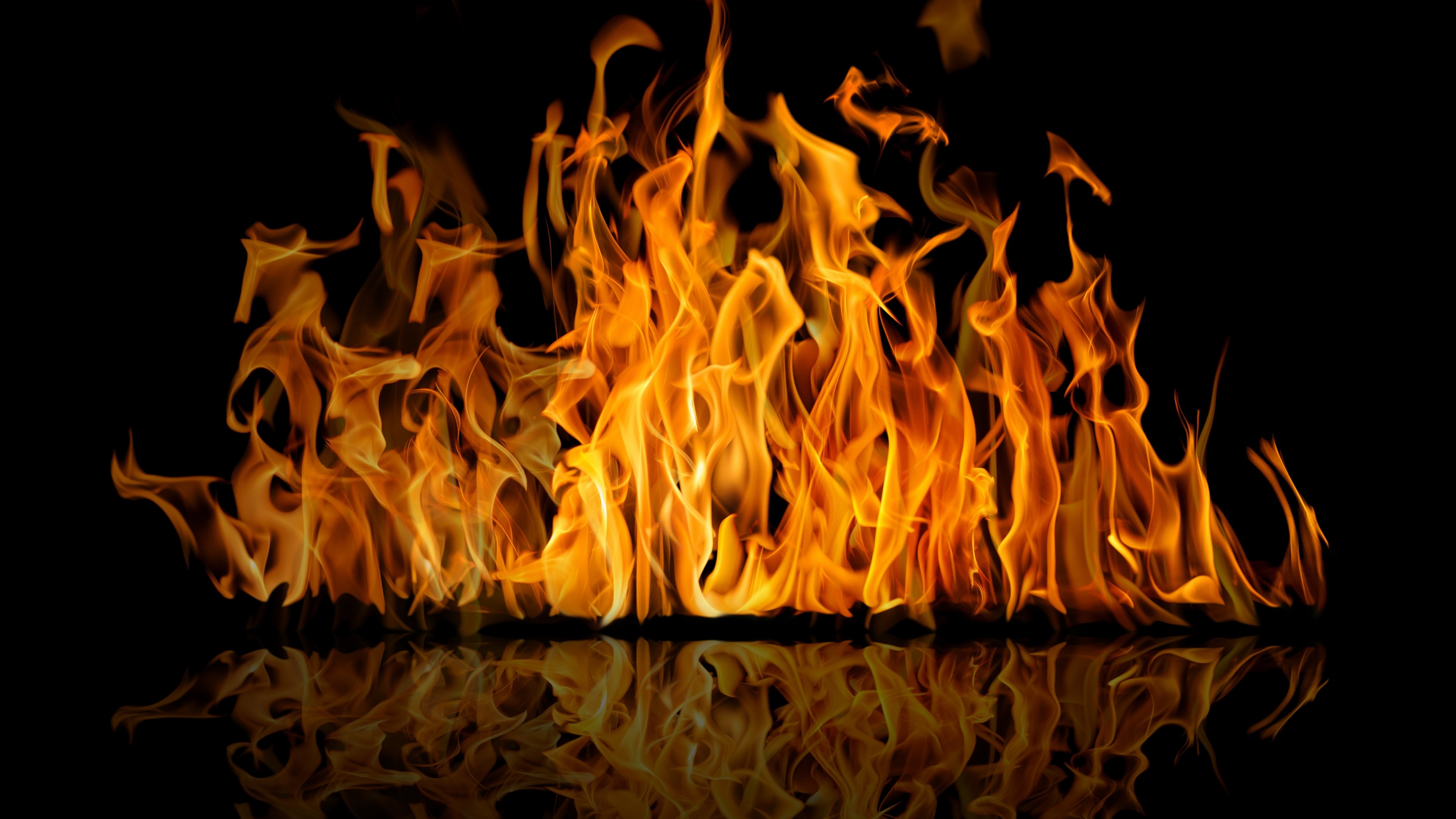 4K Fire Reflection HD Wallpaper