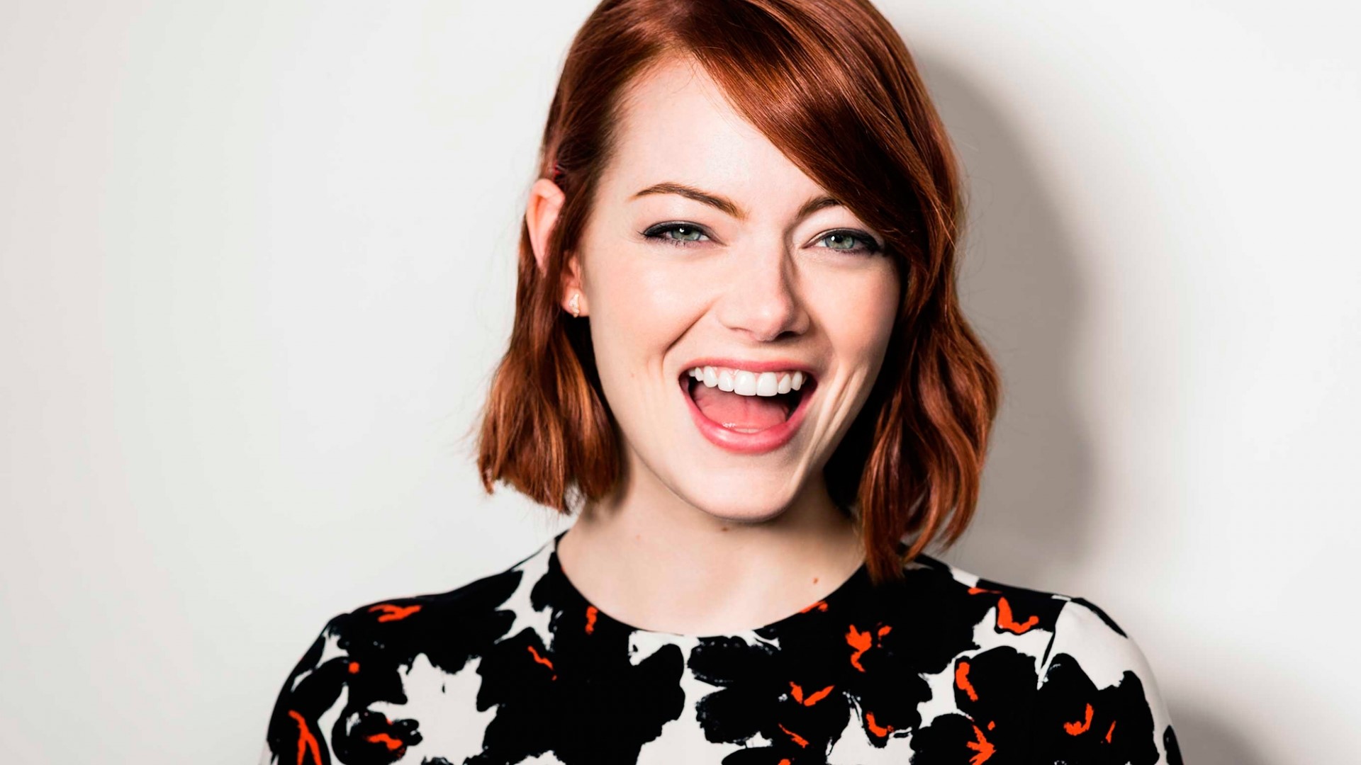 Emma Stone HD Wallpaper