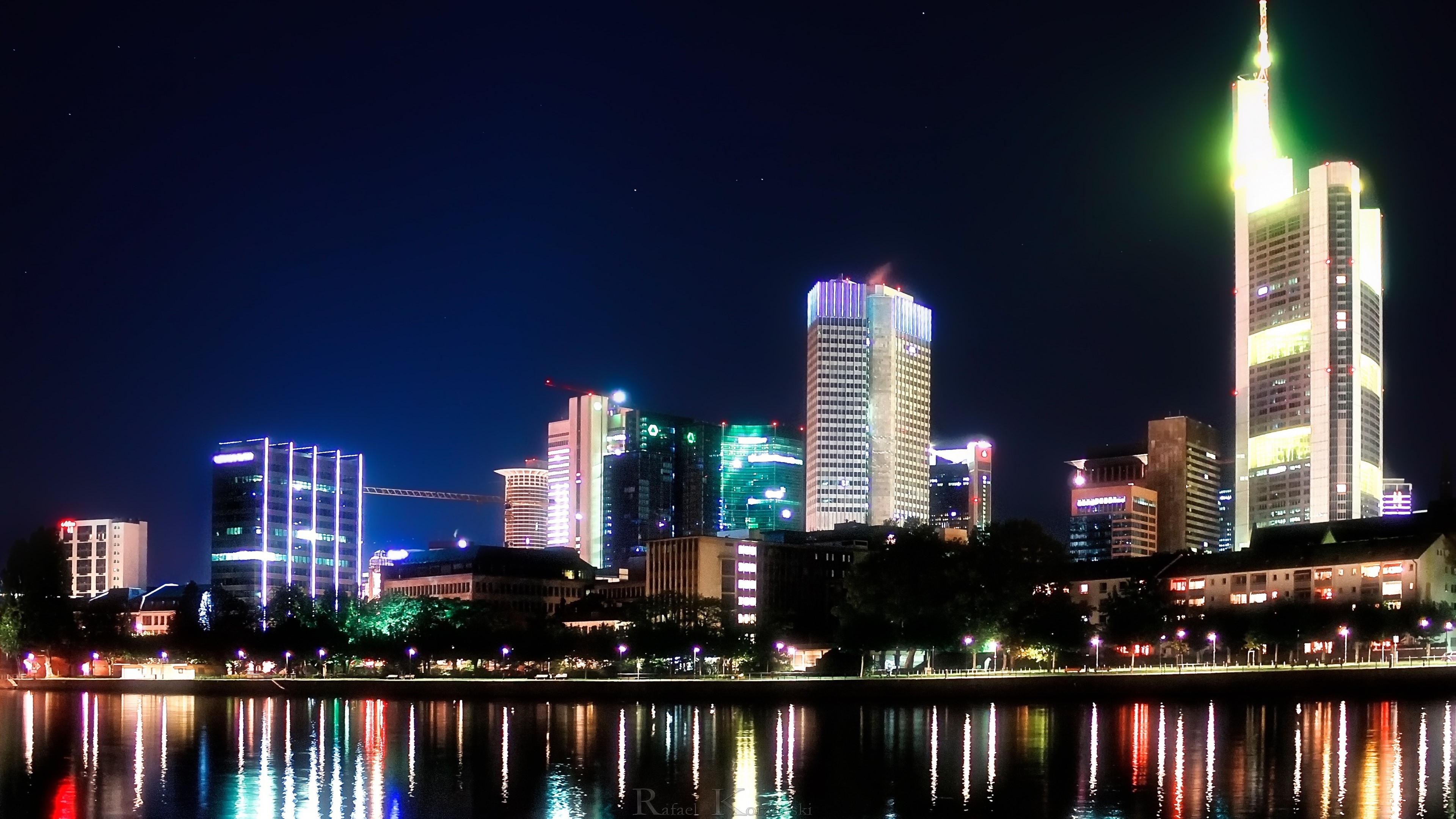 4K Frankfurt Skyline at Night HD Wallpaper