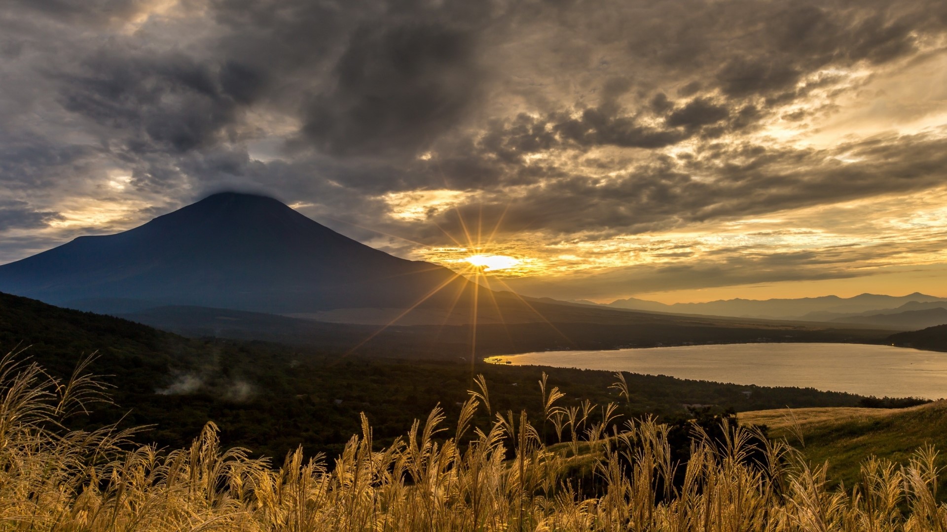 Mount Fuji and Lake at Sunset HD Wallpaper