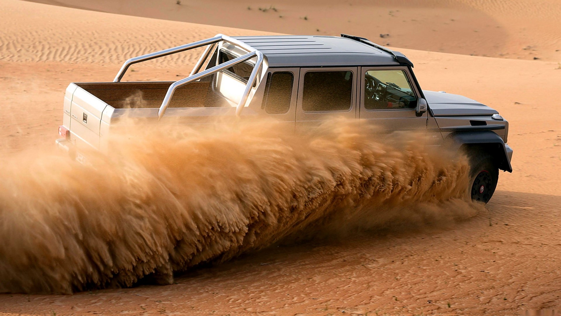 Mercedes-Benz G63 AMG 6x6 driving in desert HD Wallpaper