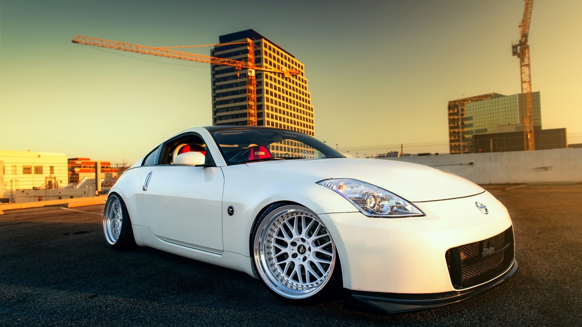 White Nissan 350Z with custom wheels HD Wallpaper