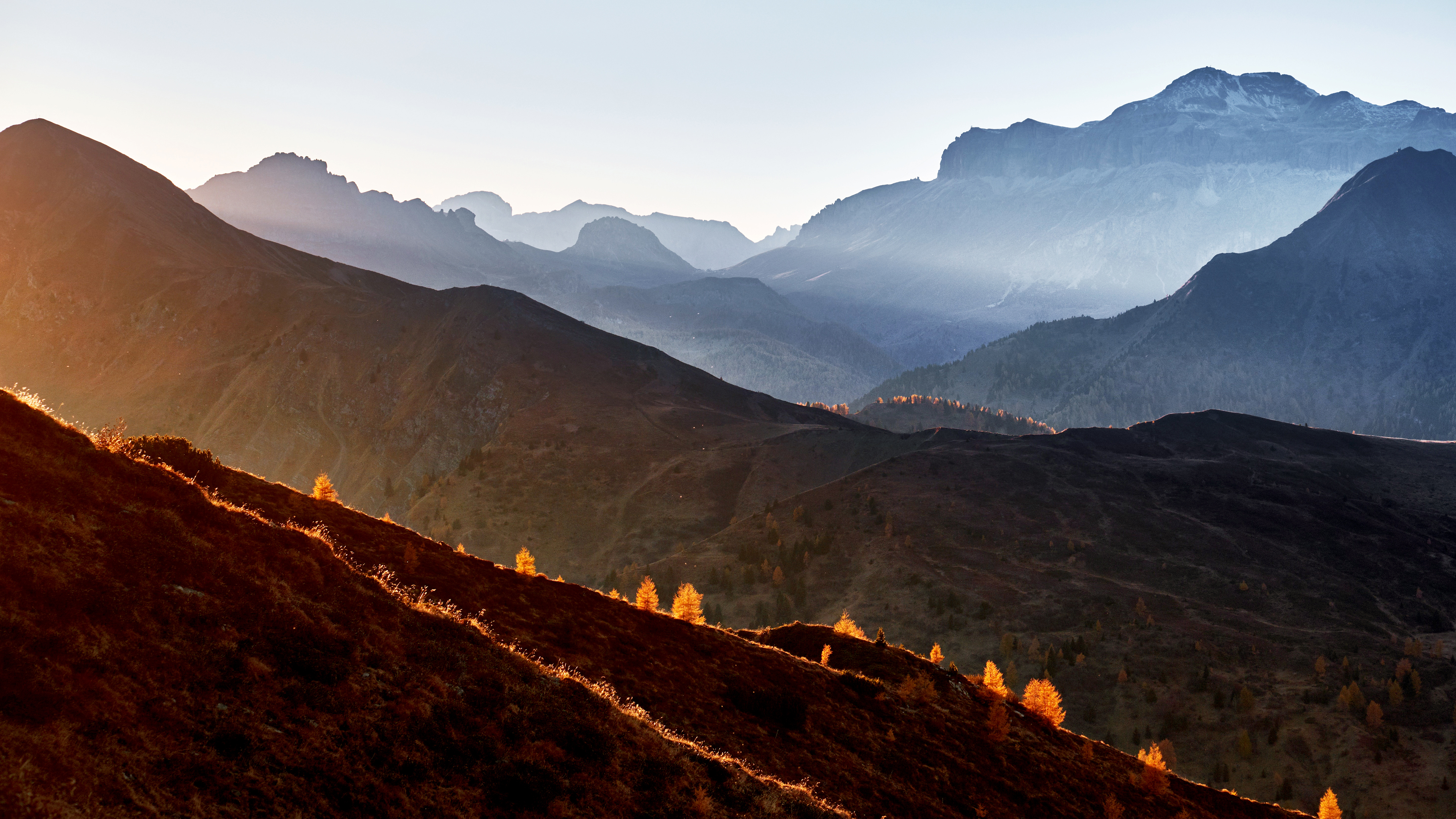 Sunset over Italian mountains at Giau Pass HD Wallpaper