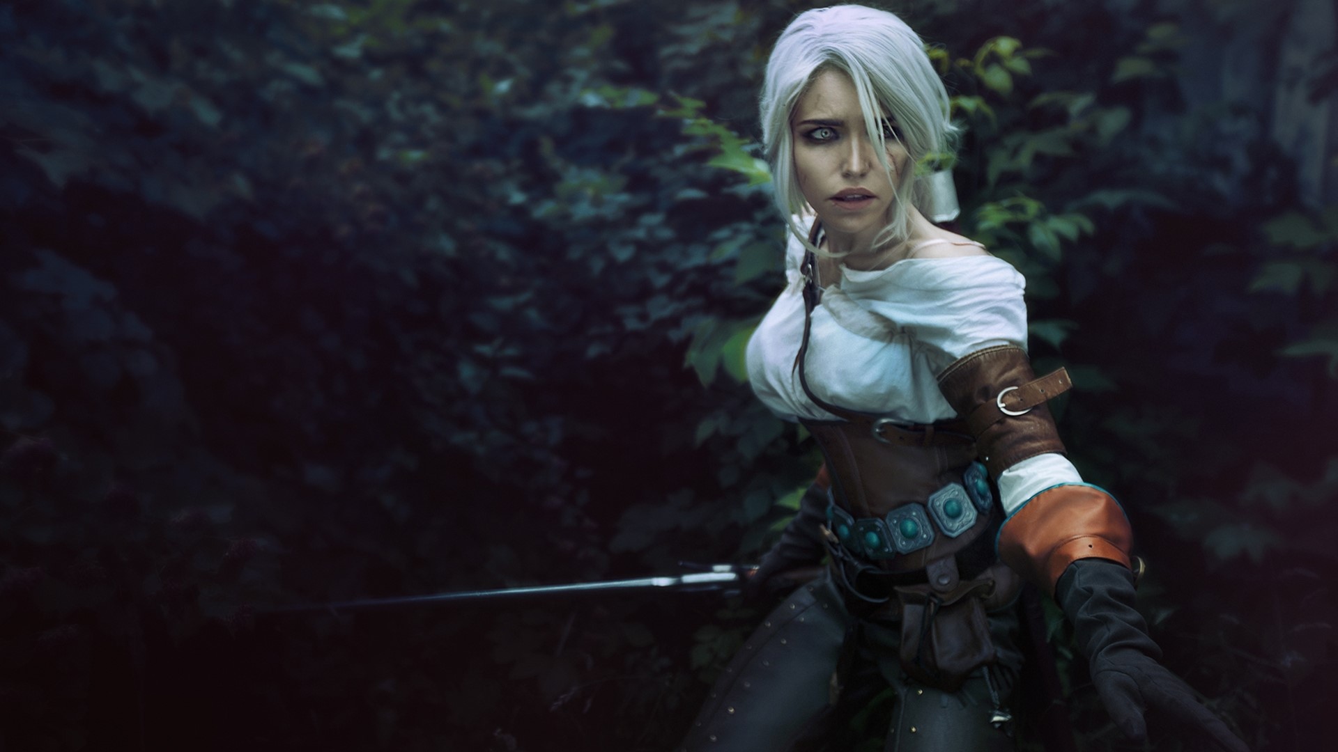 Ciri from The Witcher Cosplay HD Wallpaper