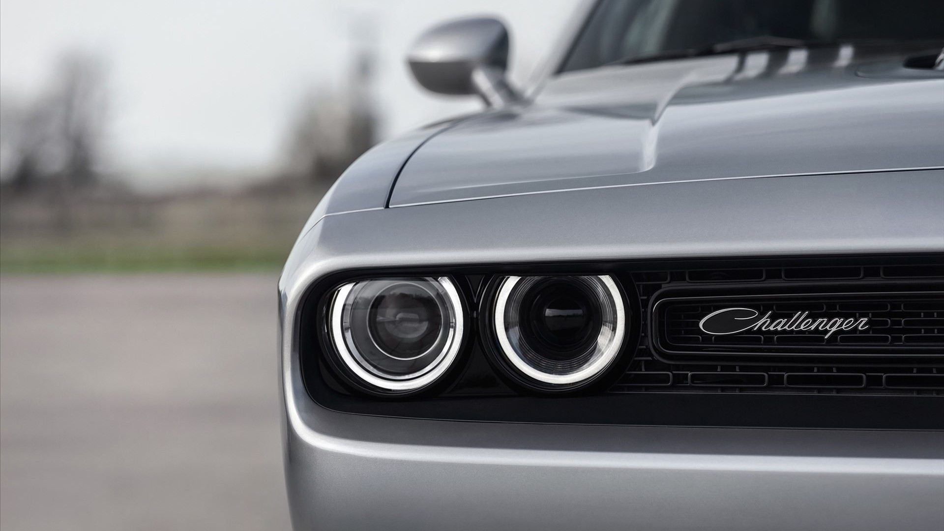 Dodge Challenger front grille and headlights HD Wallpaper