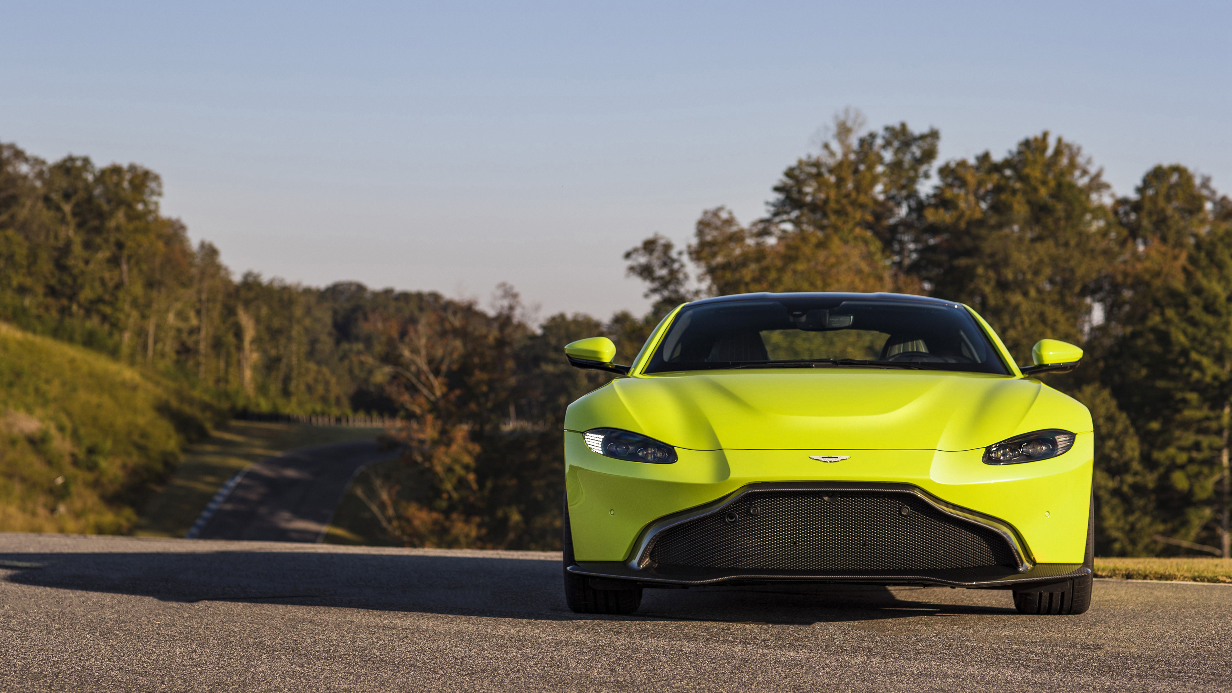 2018 Aston Martin Vantage 4K HD Wallpaper