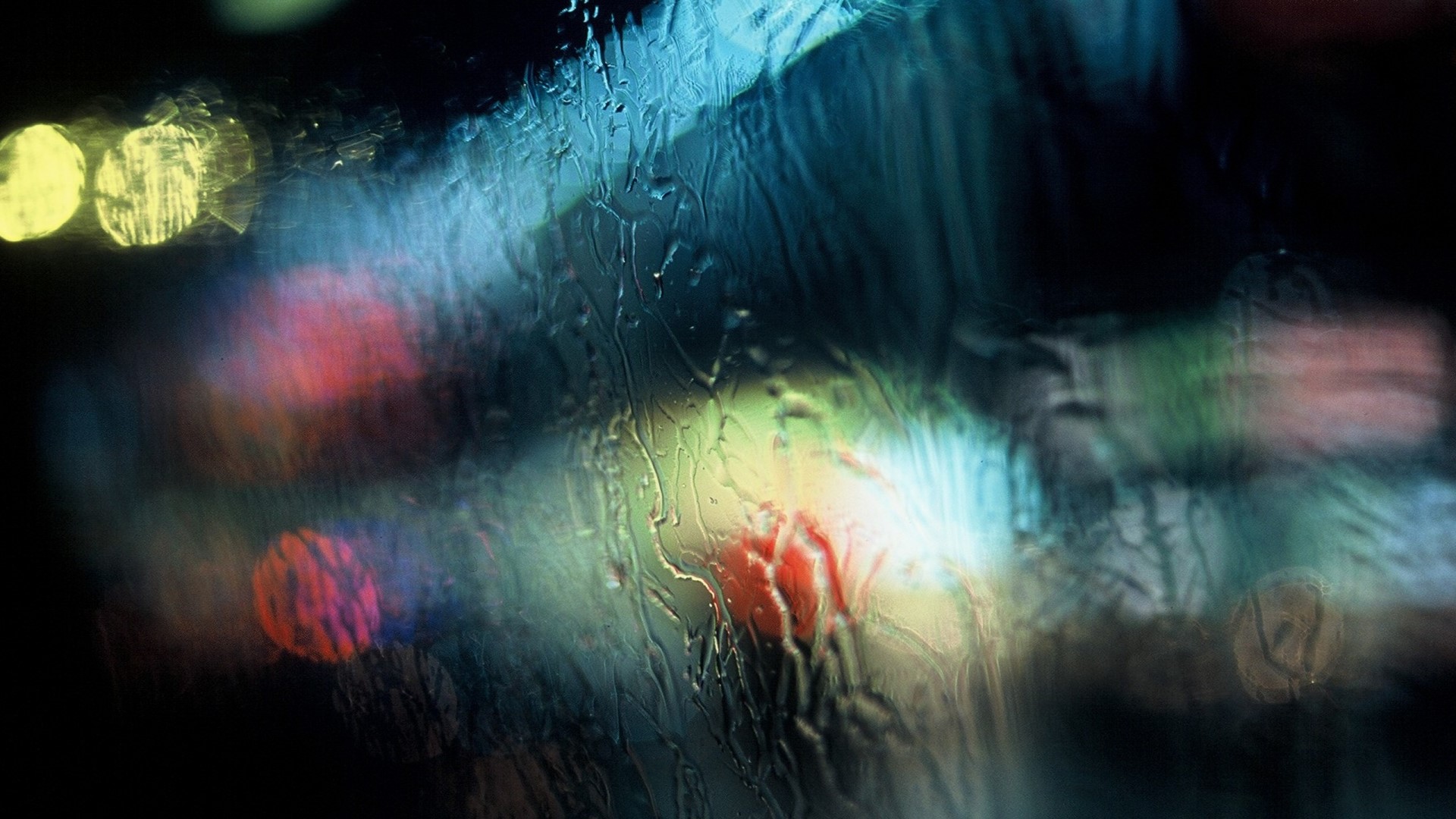 Rainy window with bokeh lights HD Wallpaper