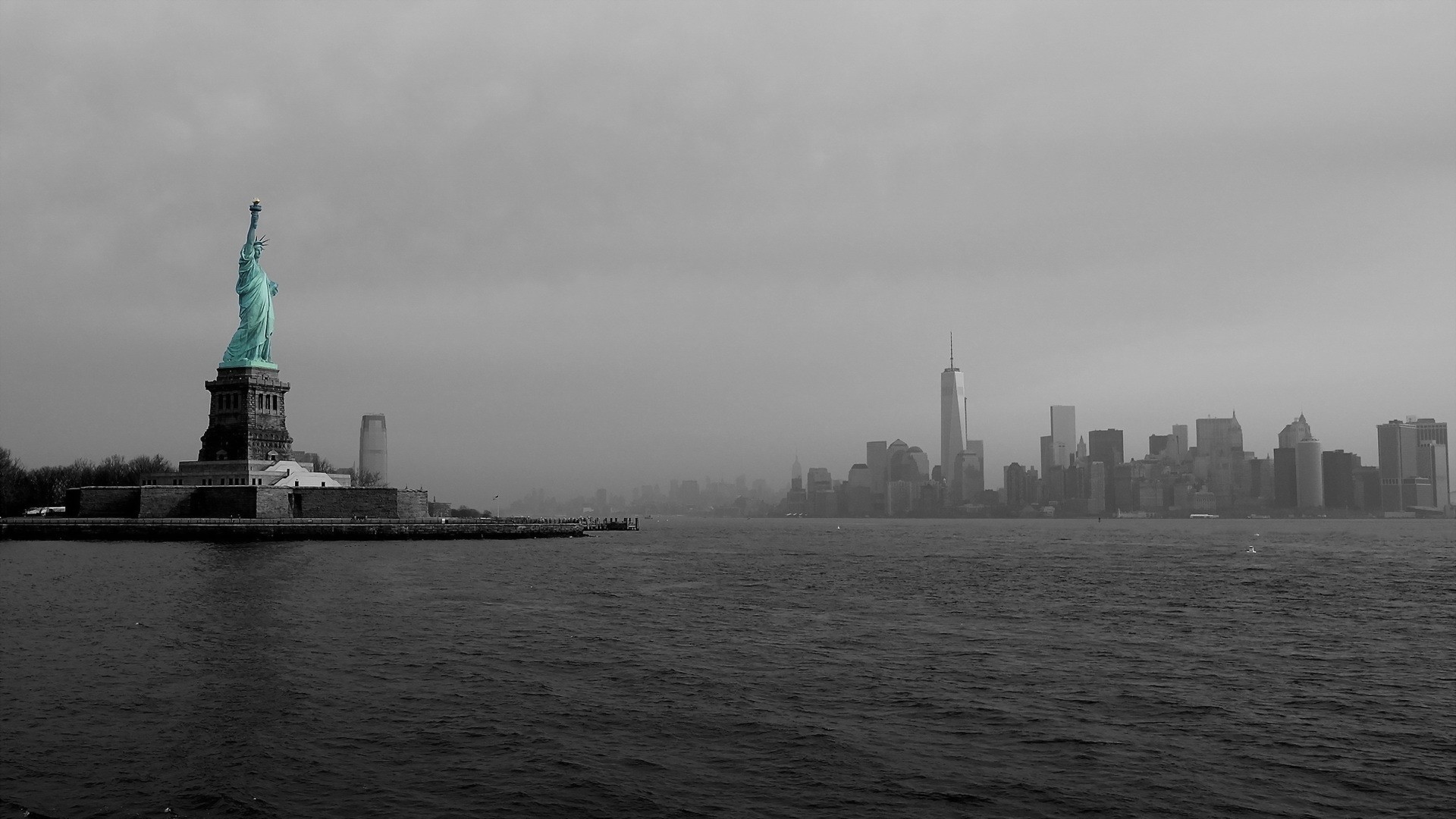 Statue of Liberty and New York City Skyline HD Wallpaper