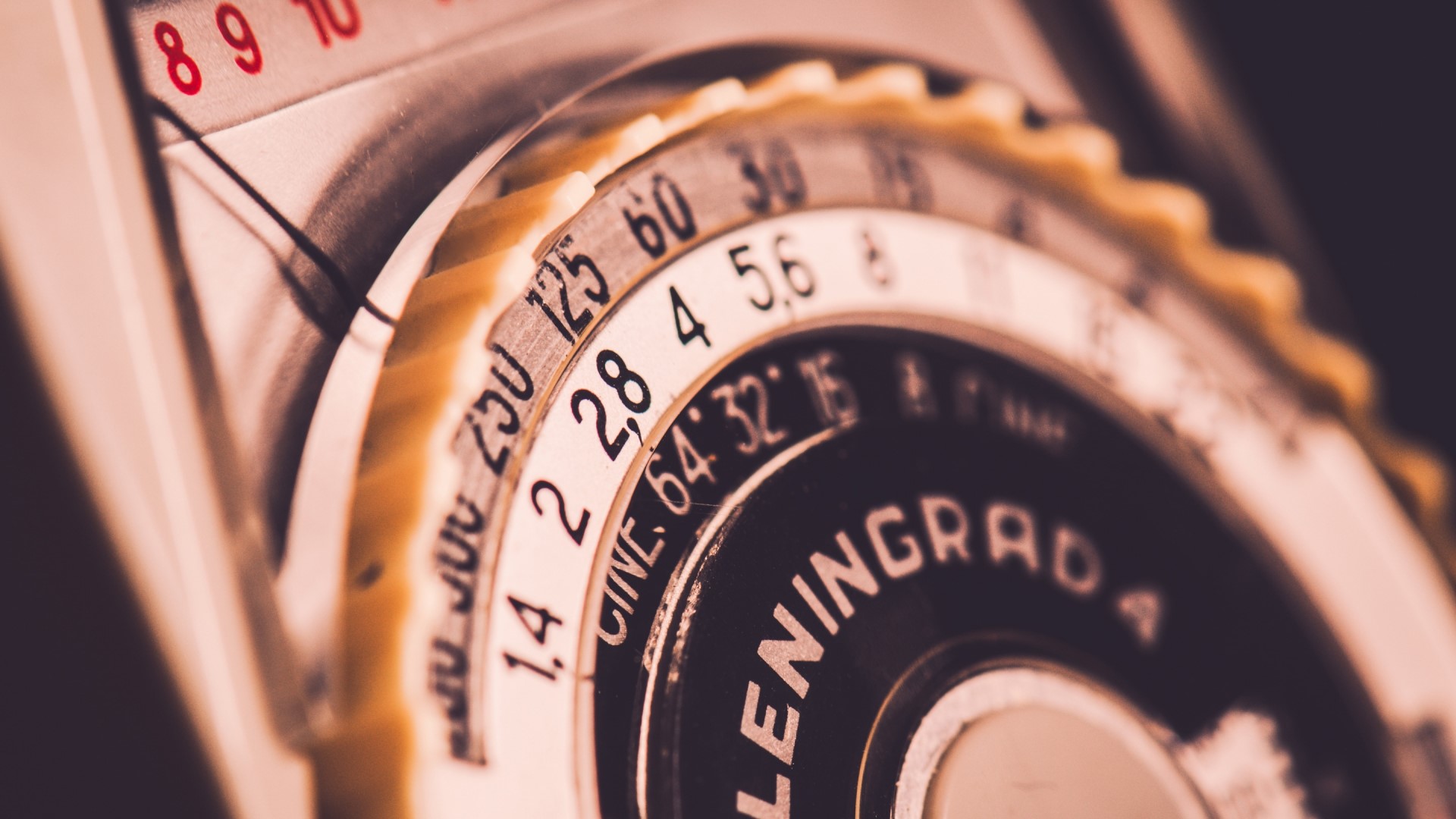 Leningrad Cell Light Meter Close-up HD Wallpaper