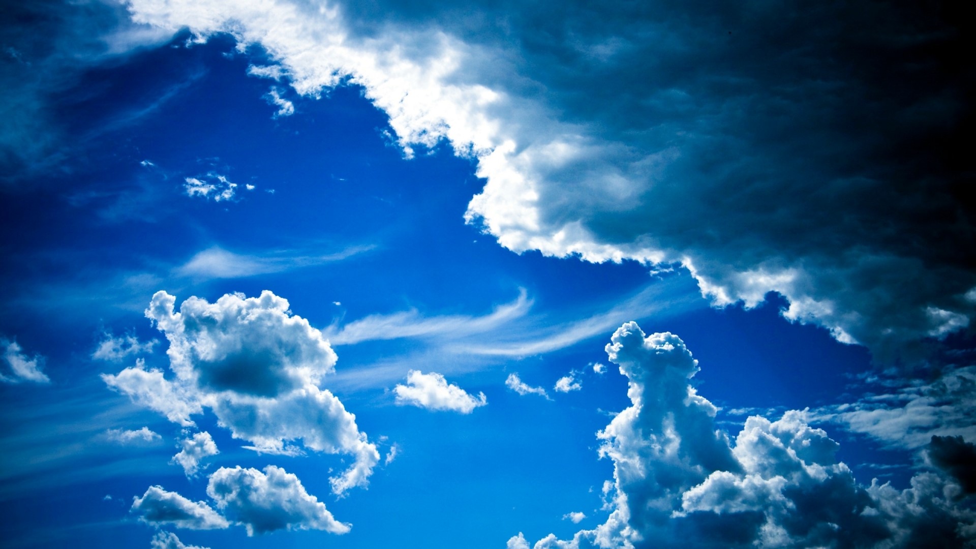 Blue Sky with Dramatic Clouds HD Wallpaper