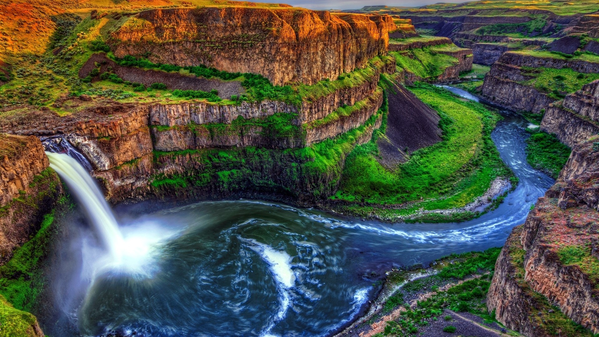 Palouse Falls State Park HD Wallpaper
