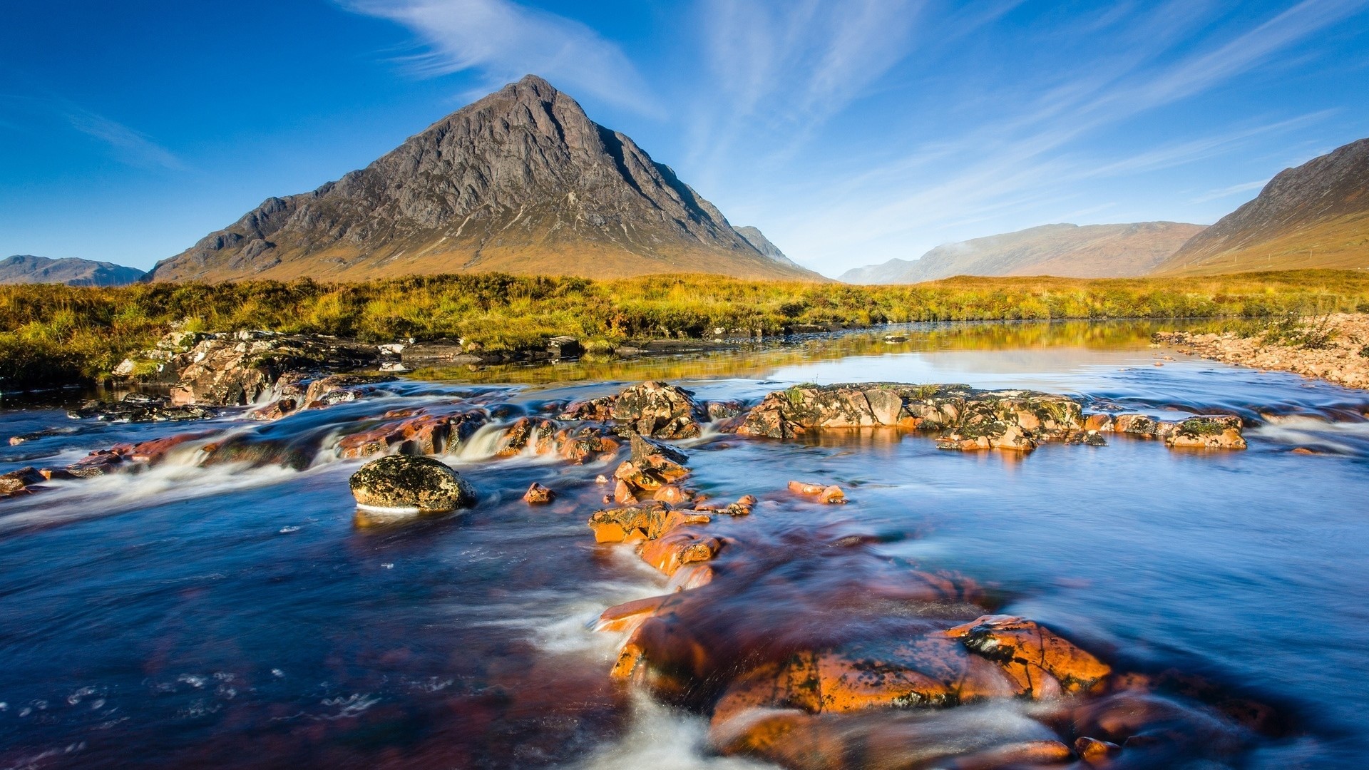 River landscape with mountain and blue sky HD Wallpaper